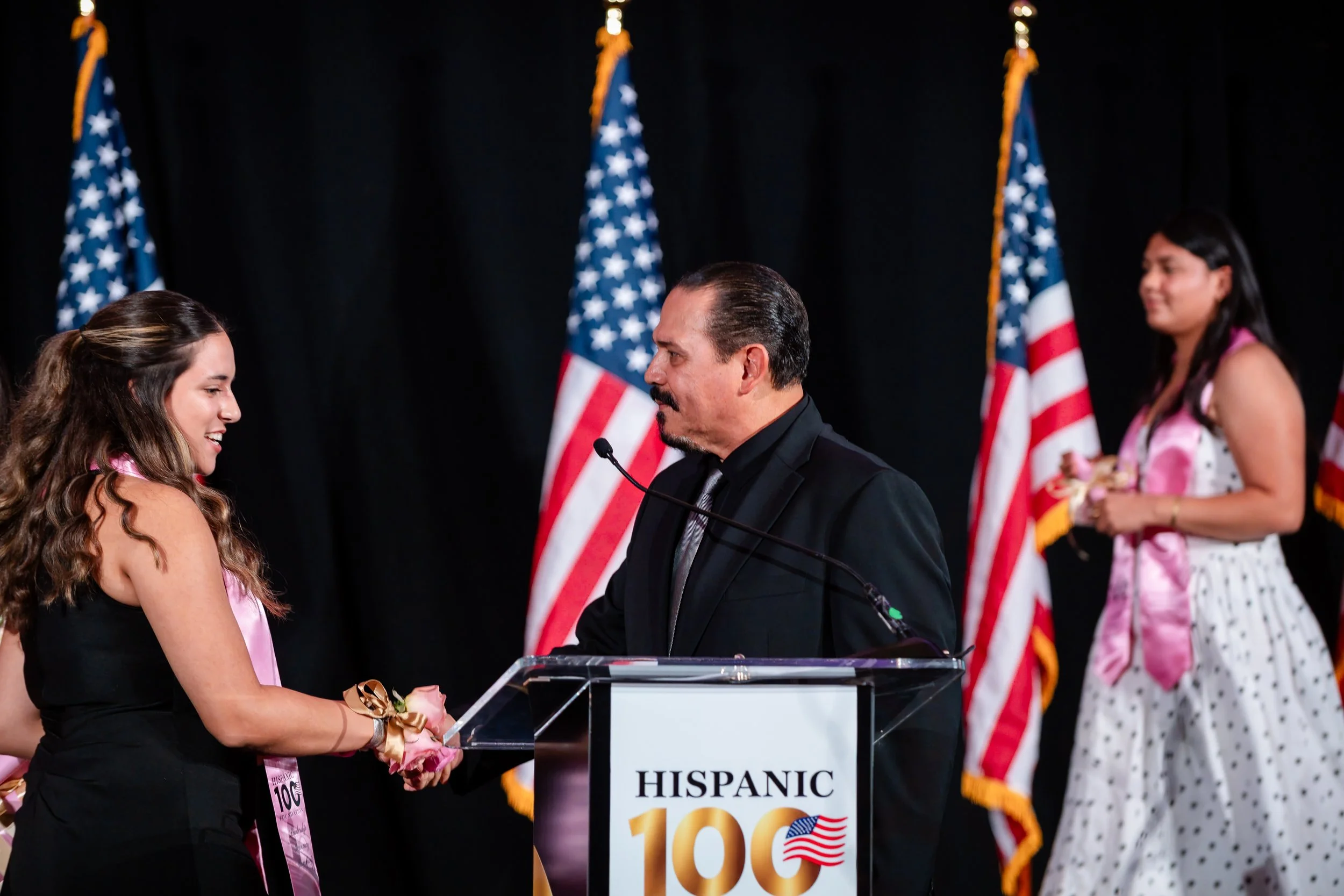 Hispanic100-535.jpg