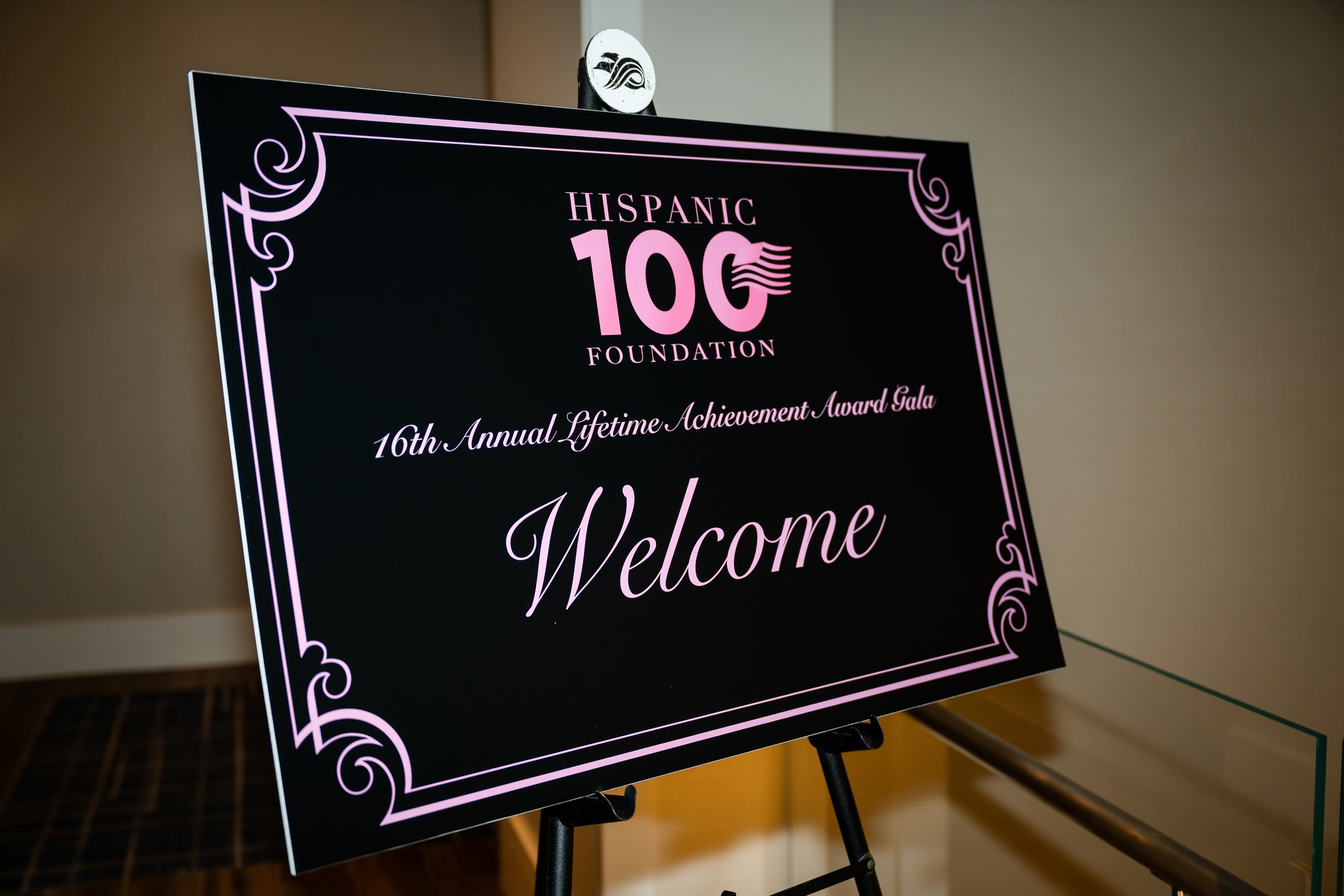 Hispanic100-4.jpg