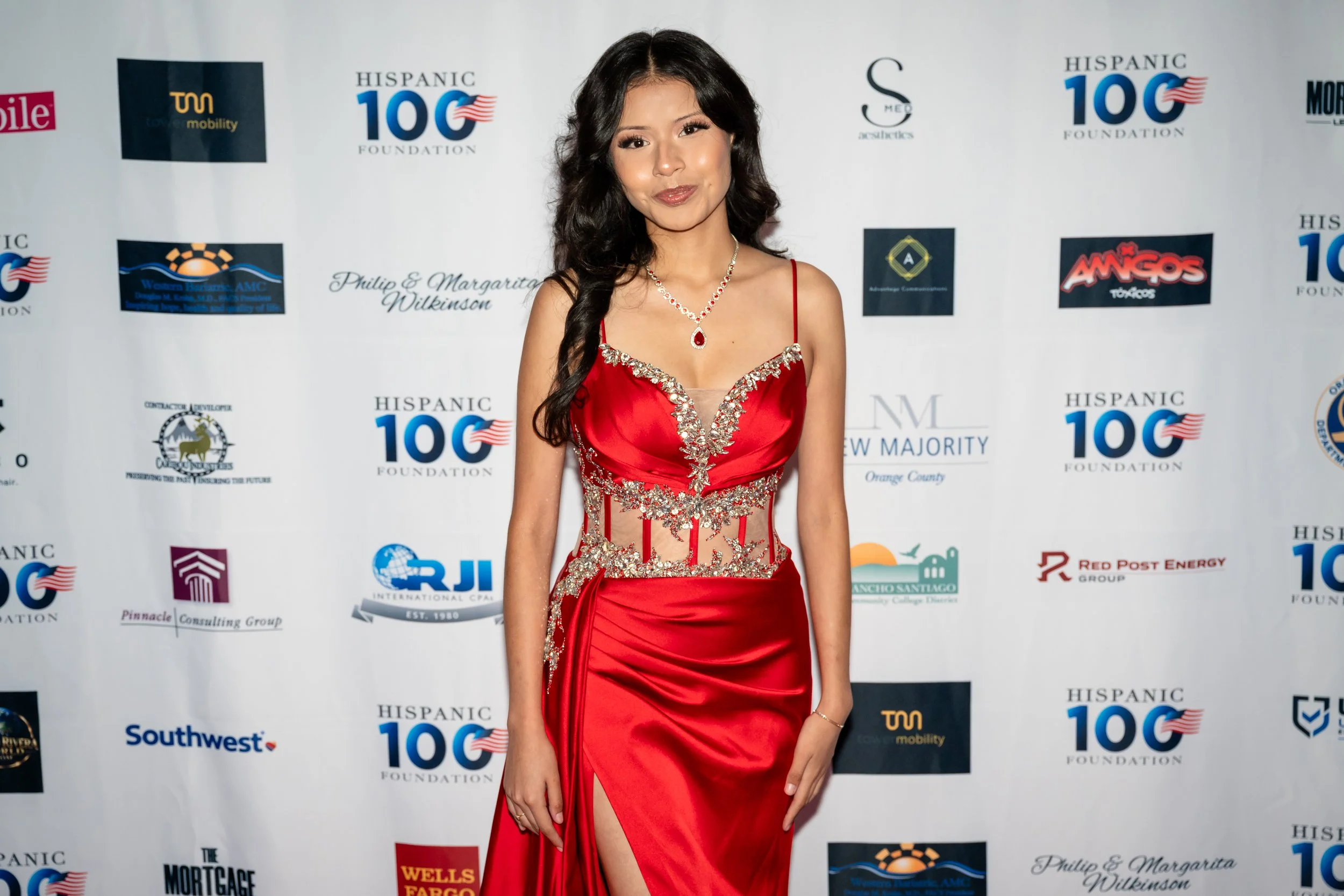 Hispanic100-195.jpg