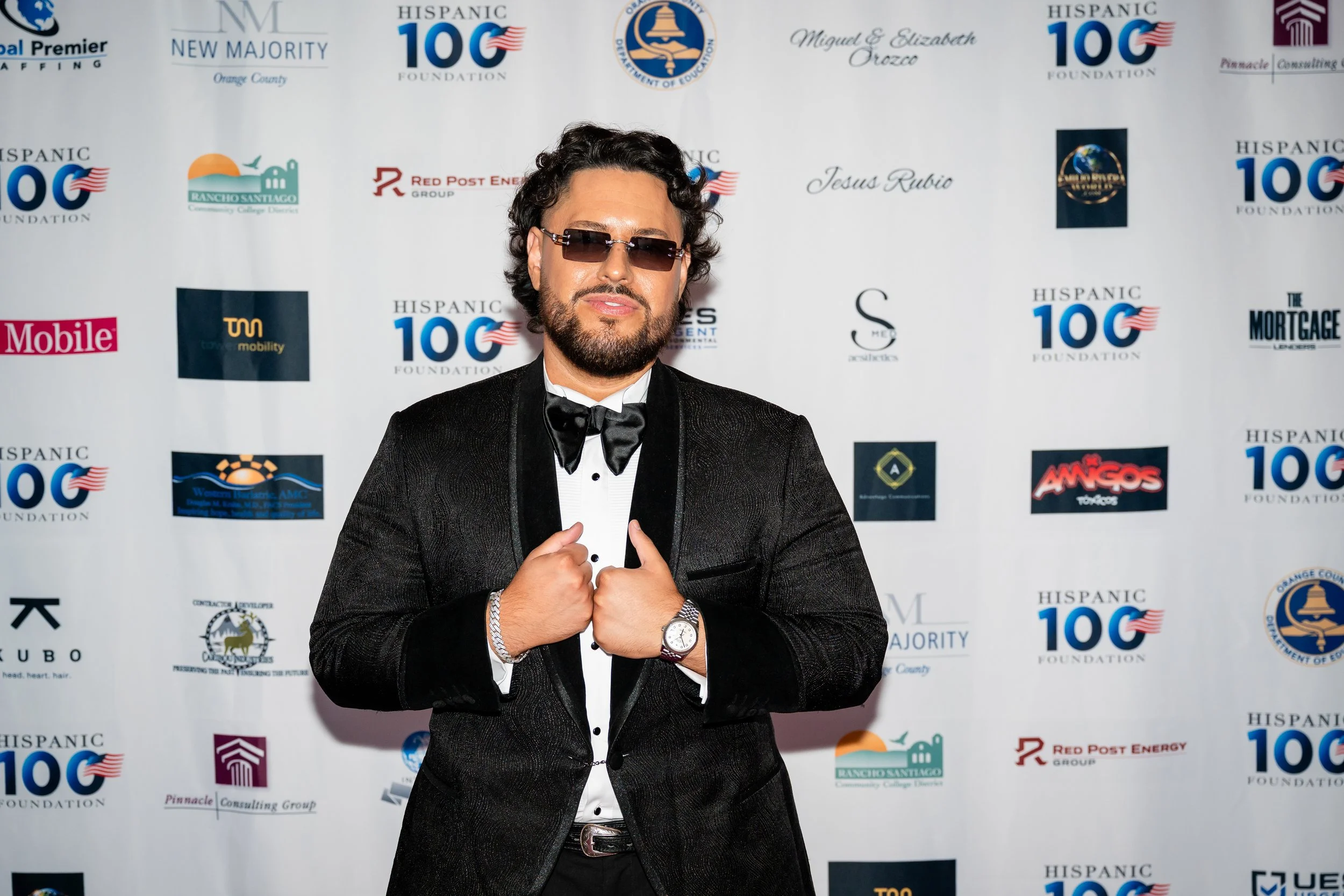 Hispanic100-205.jpg
