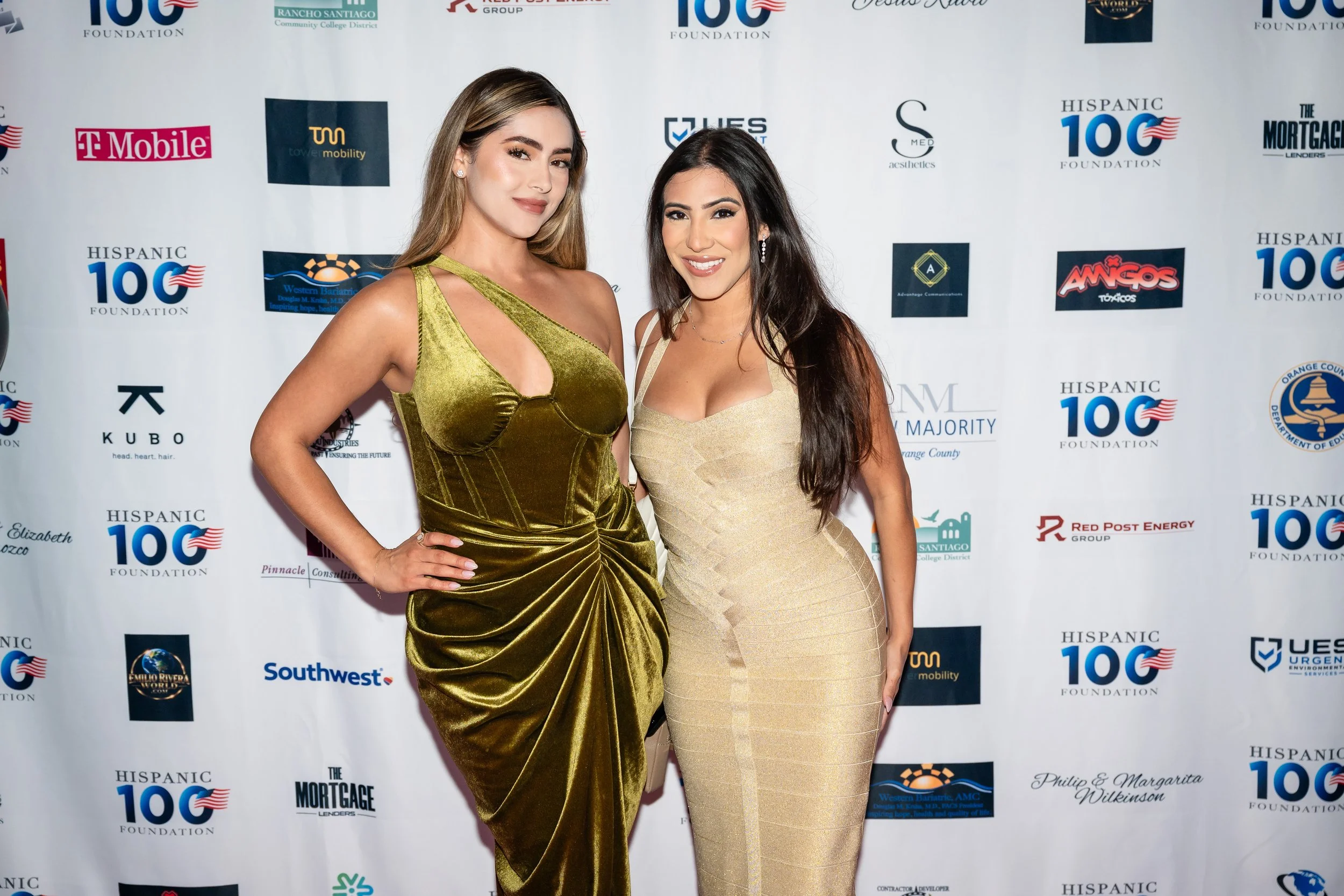 Hispanic100-283.jpg