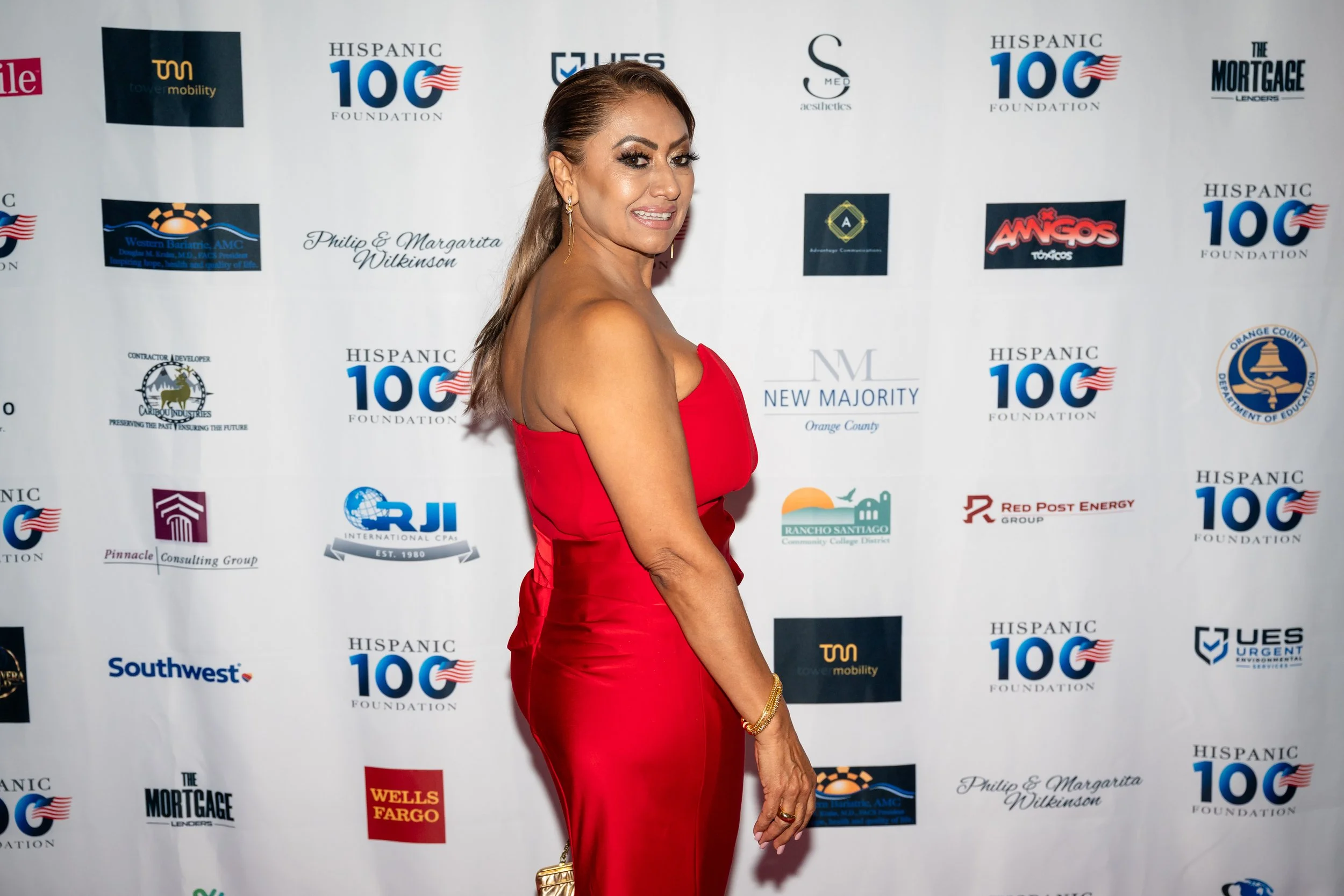 Hispanic100-288.jpg