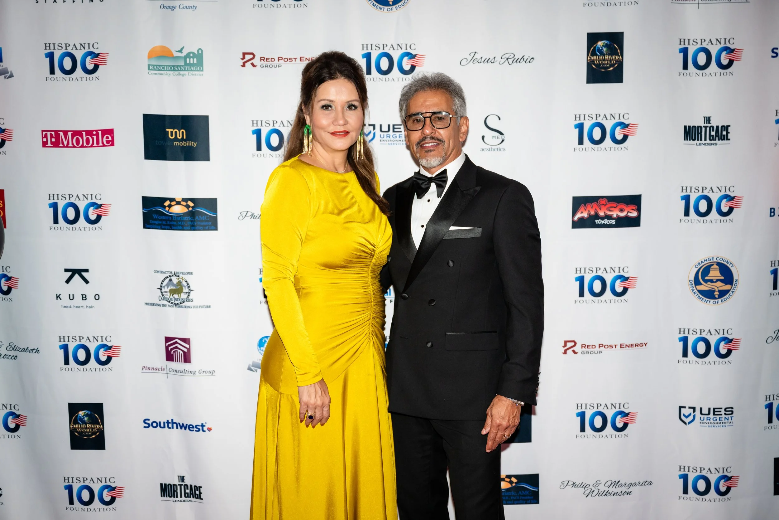 Hispanic100-315.jpg