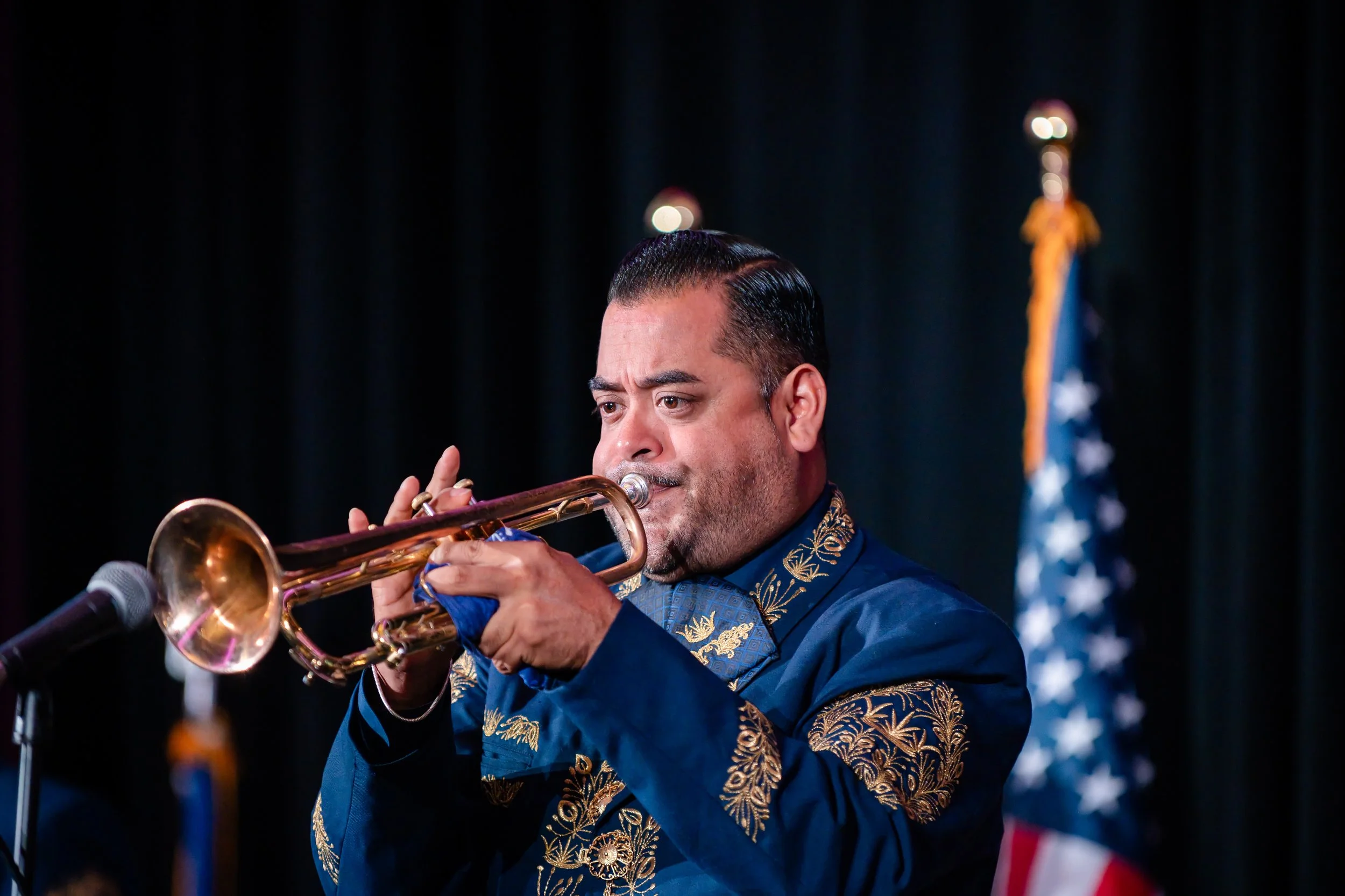 Hispanic100-388.jpg