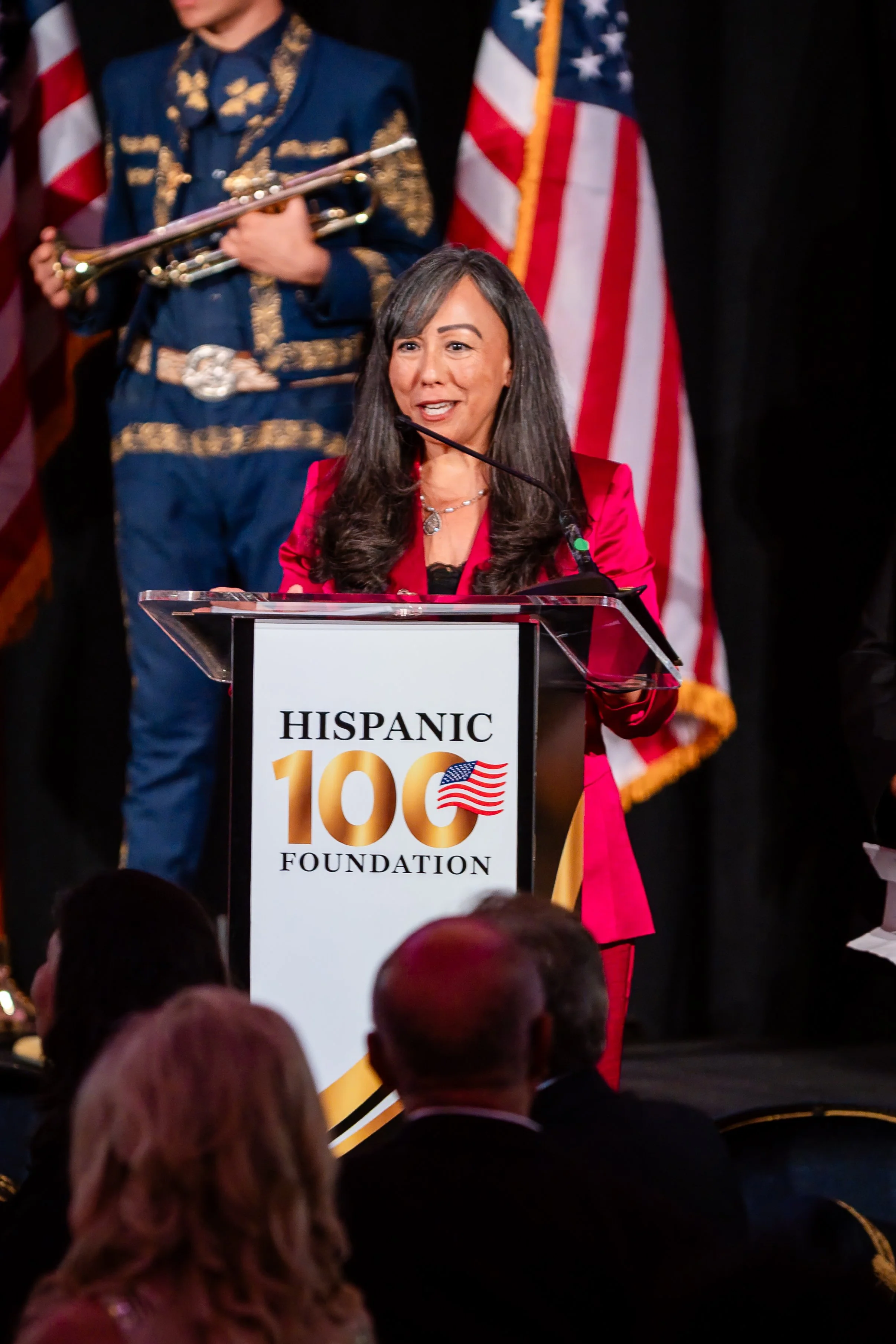 Hispanic100-421.jpg