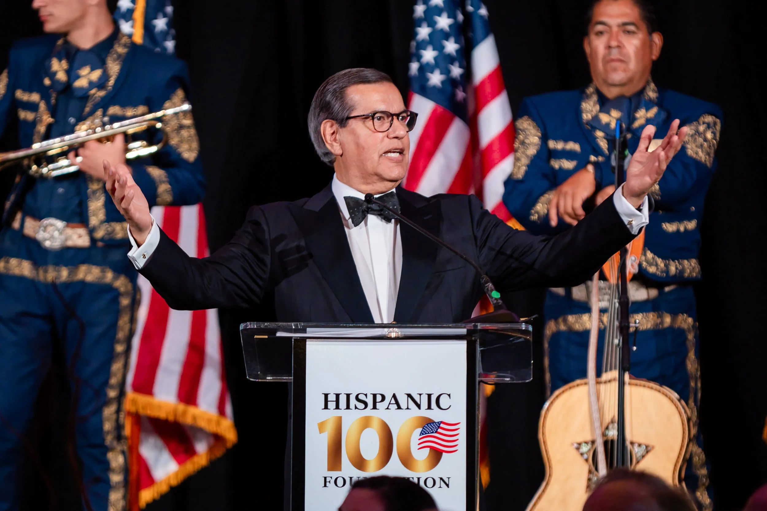 Hispanic100-447.jpg