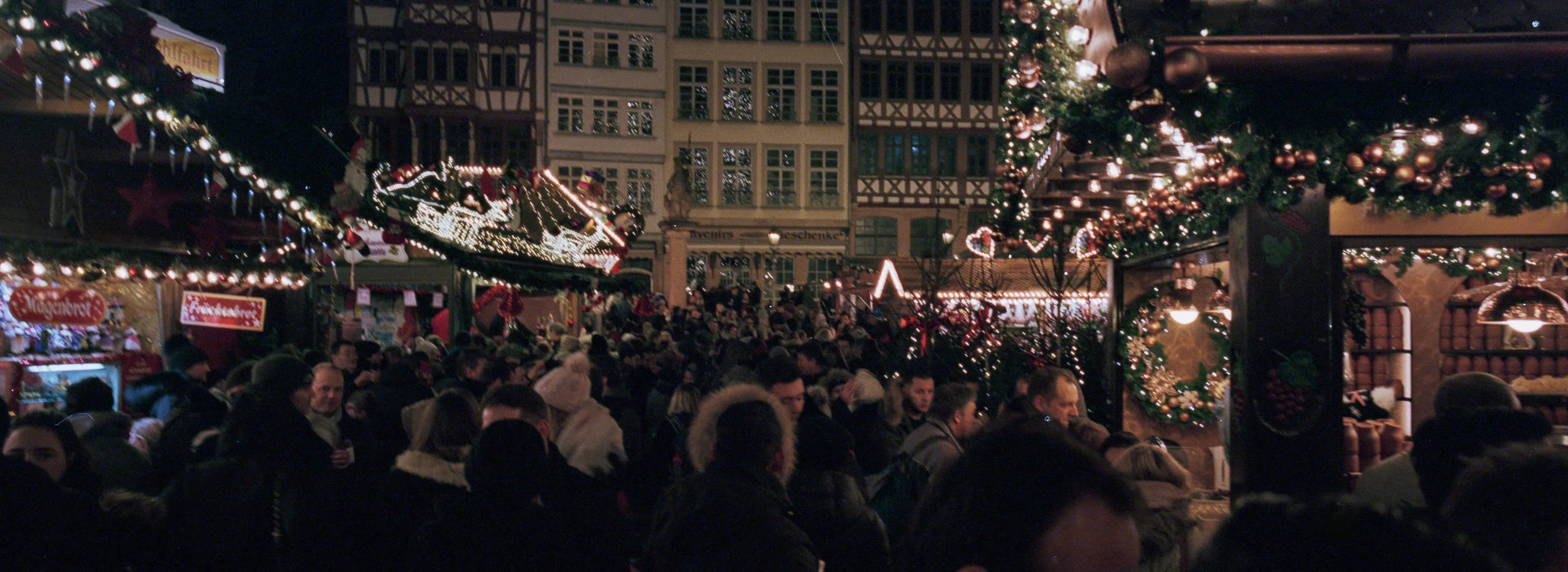 Xmas Fuji 1600 7.jpg