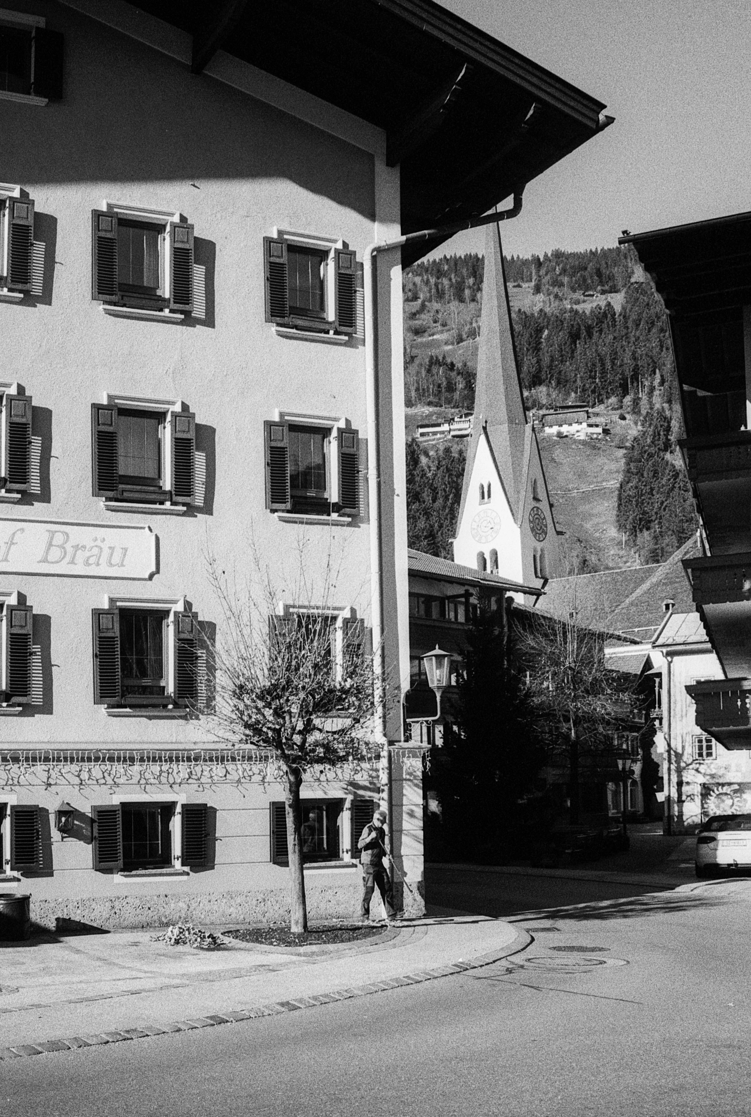 Image2.jpg