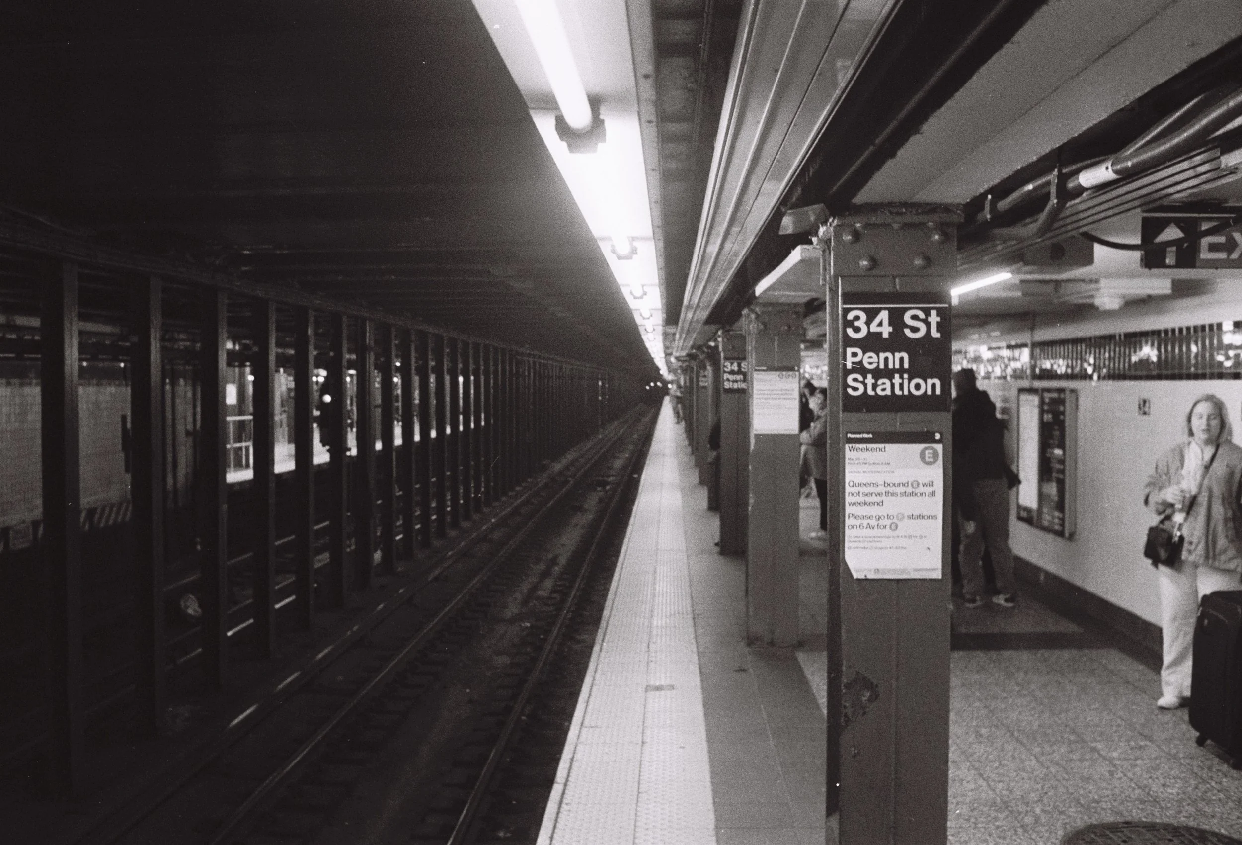 R1-04737-0016.jpg