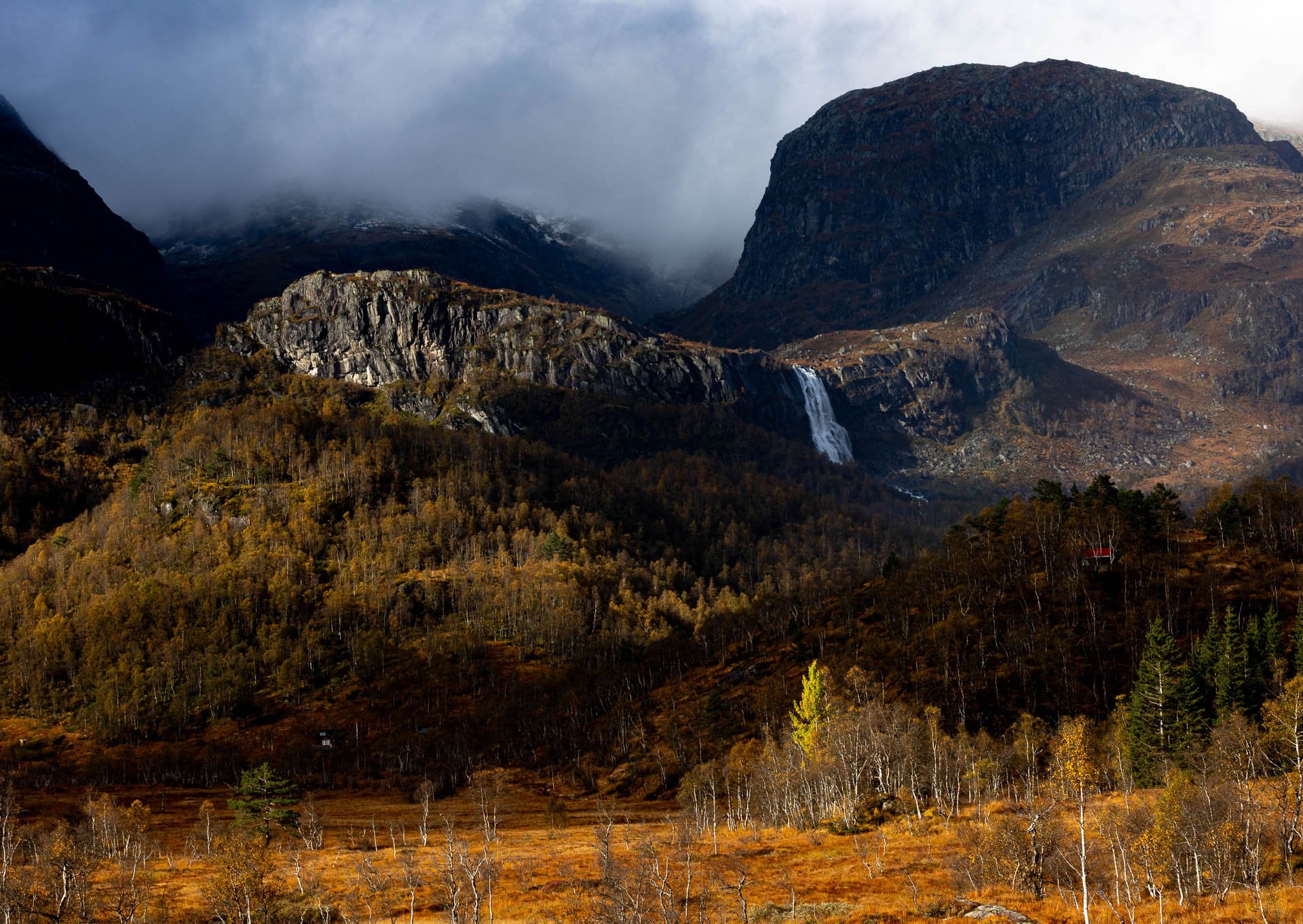 Fossdalsfossen - Åbødalen