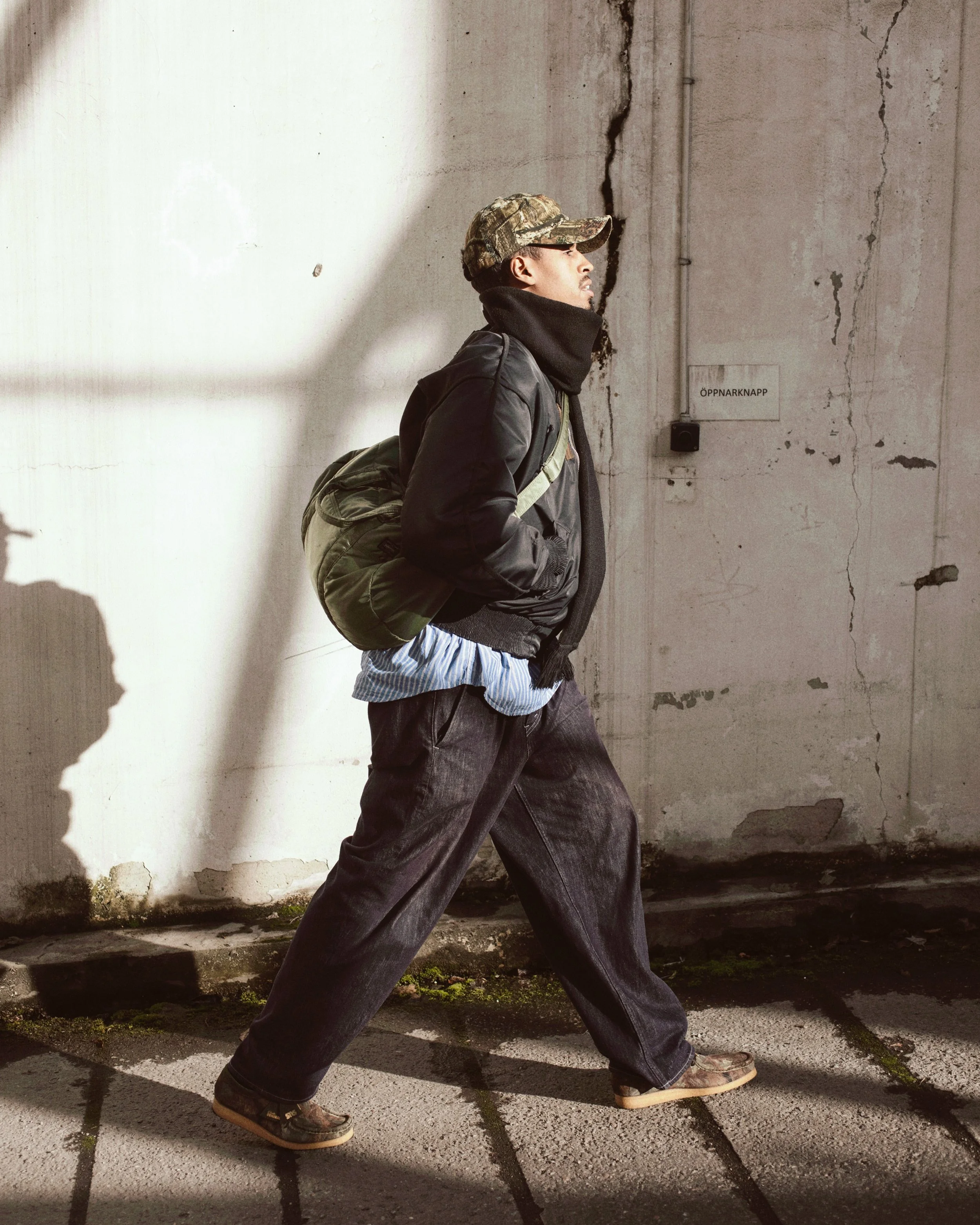 SNS_x_Clarks_Styled_Edtiorial_04_4-5.jpg