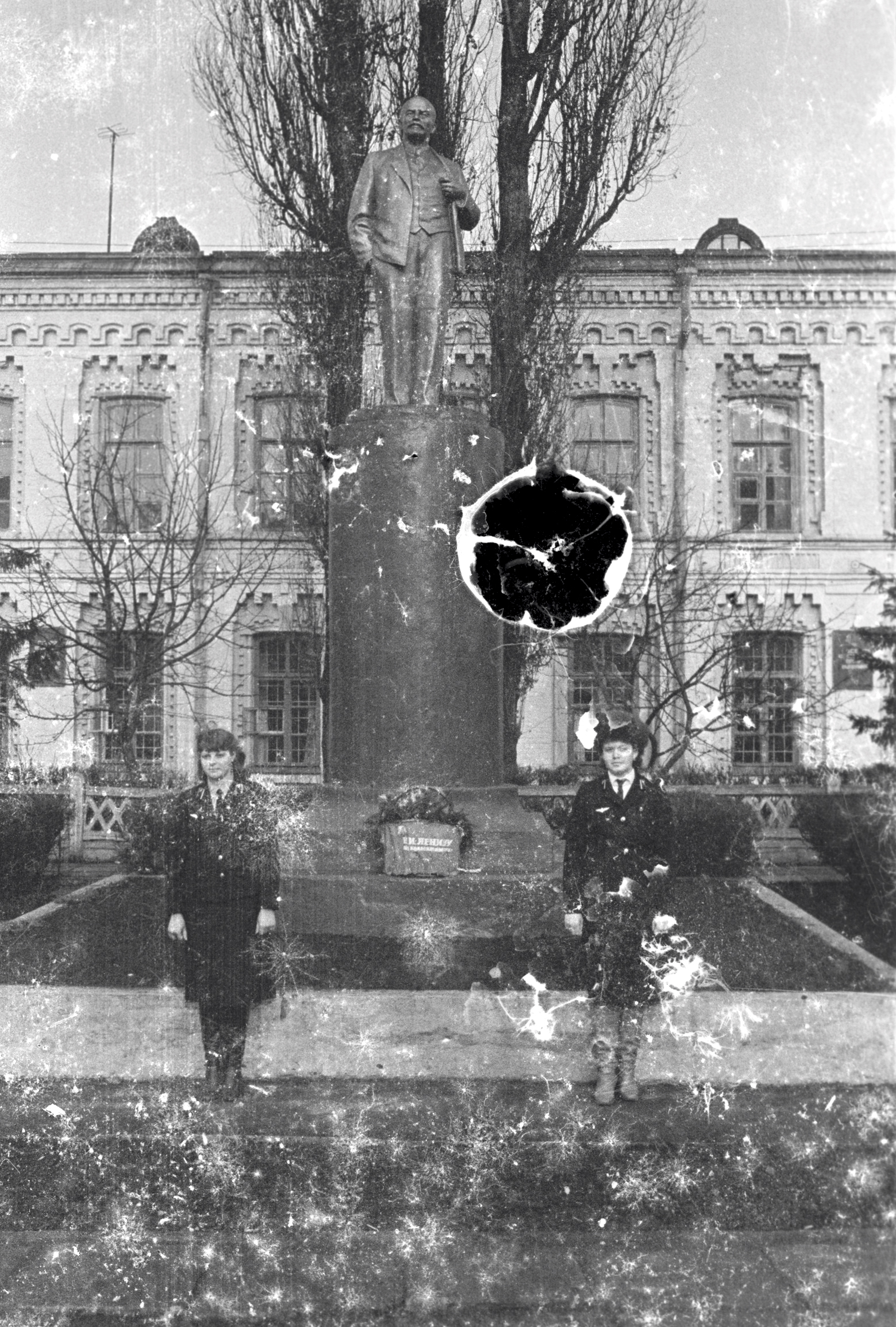 France 4/"x6/" Black//White Reprint Photograph 1940 WW2 BROTHEL in Paris