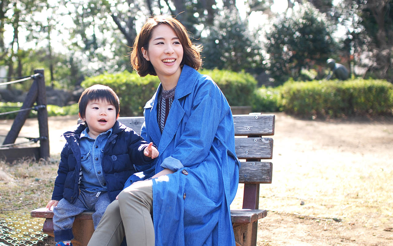 愛する息子、通称「たけぽよ」との公園デートの2ショット