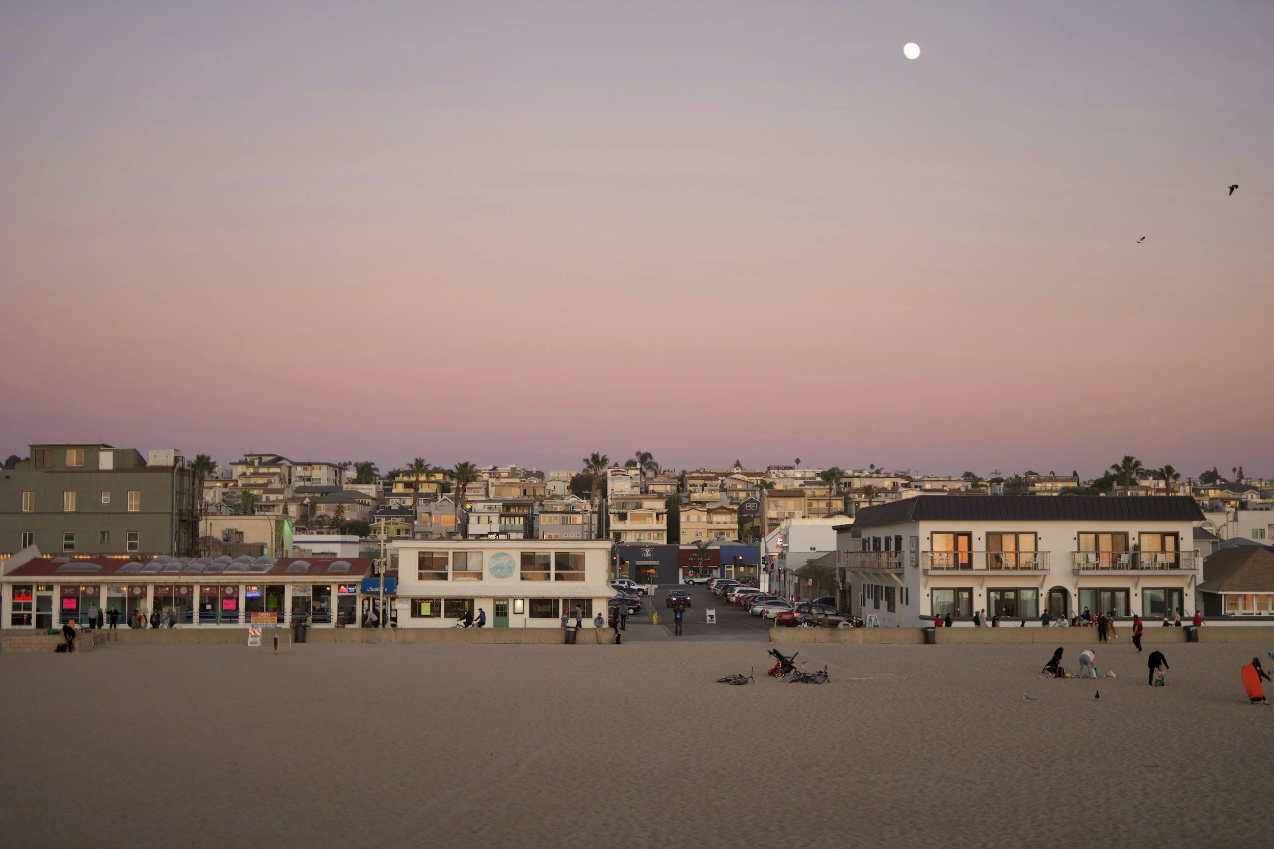 Moving to Hermosa Beach: The Authentic Beach Culture