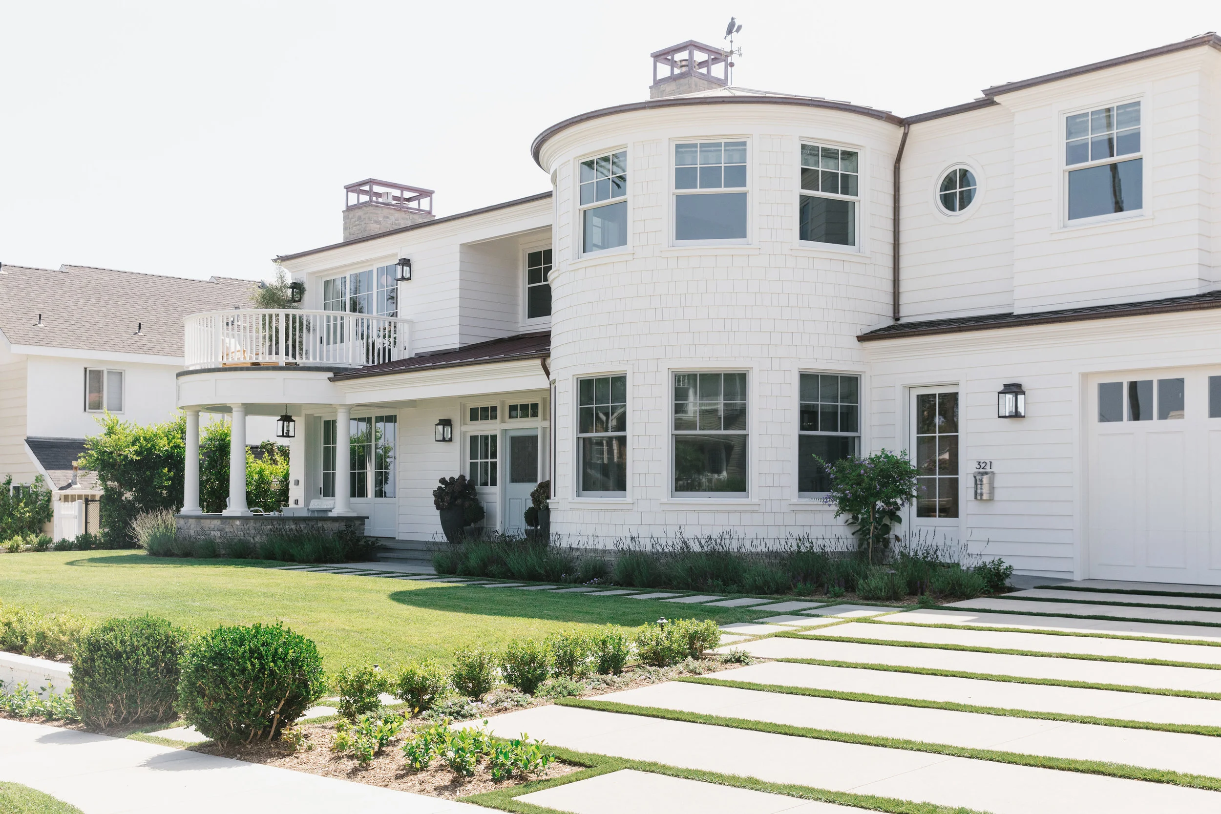 Pacific Palisades, California Traditional Home — Burdge and Associates