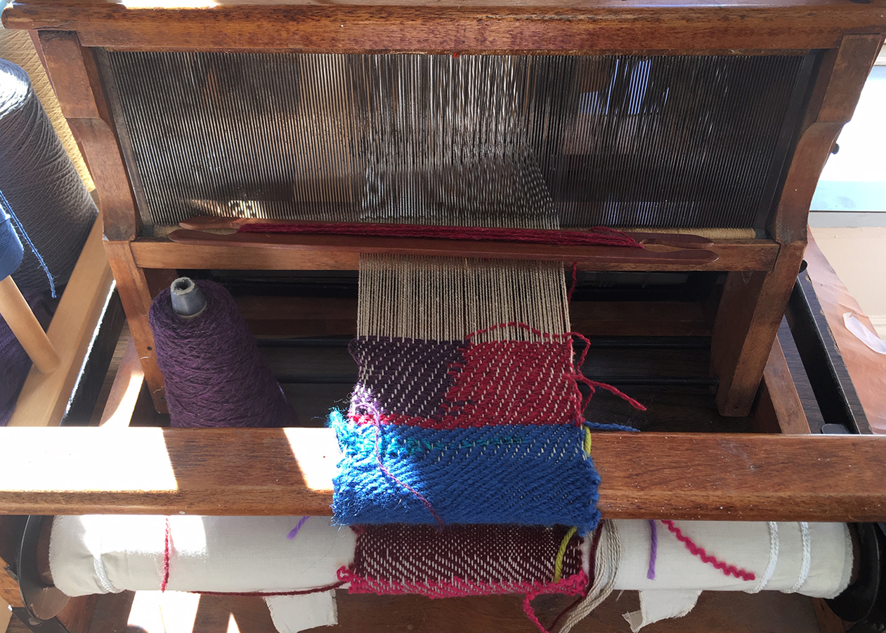 student’s loom, in-progress, at the NCJWNY Council Lifetime Learning Center weaving studio, 2018