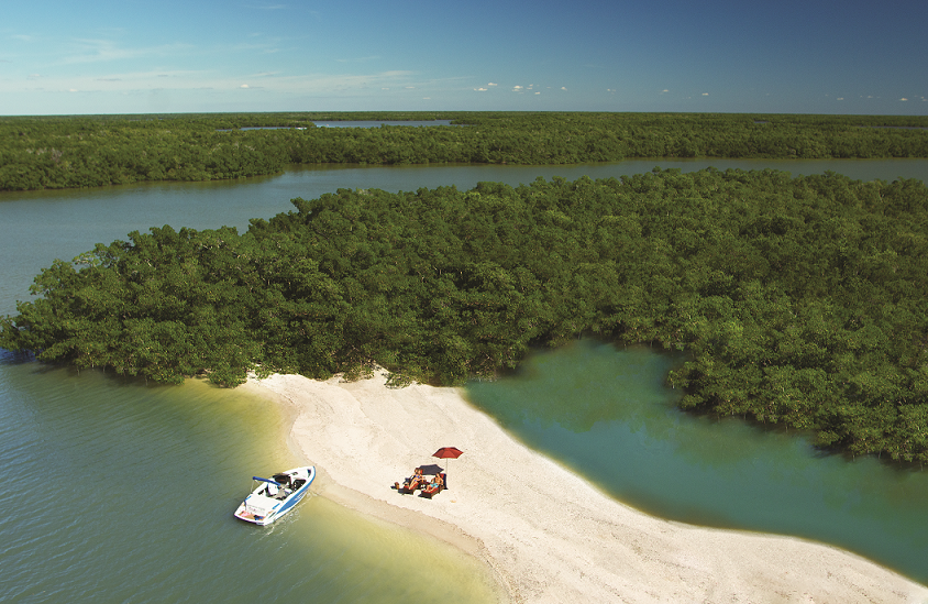 10 Thousand Islands Aerial Beach small.png