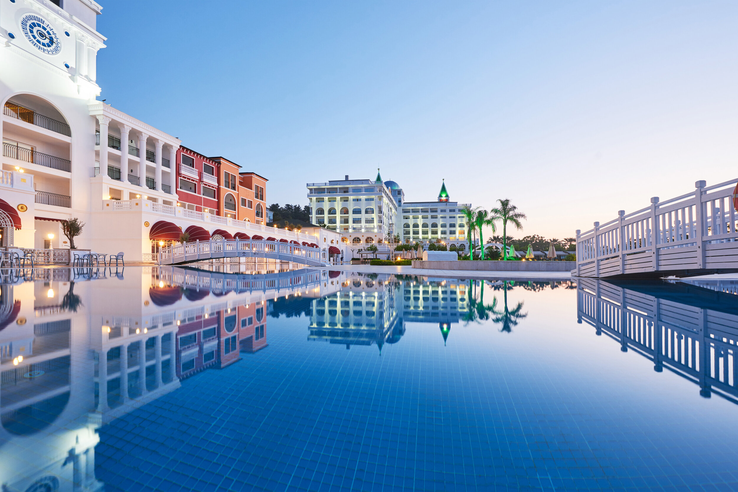swimming-pool-beach-luxury-hotel-type-entertainment-complex-amara-dolce-vita-luxury-hotel-resort-tekirova-kemer-turkey.jpg