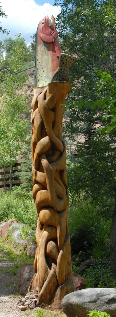 Lodge at River's Edge Monumental tree sculpture at Lodge at River's Edge in Basalt, CO.