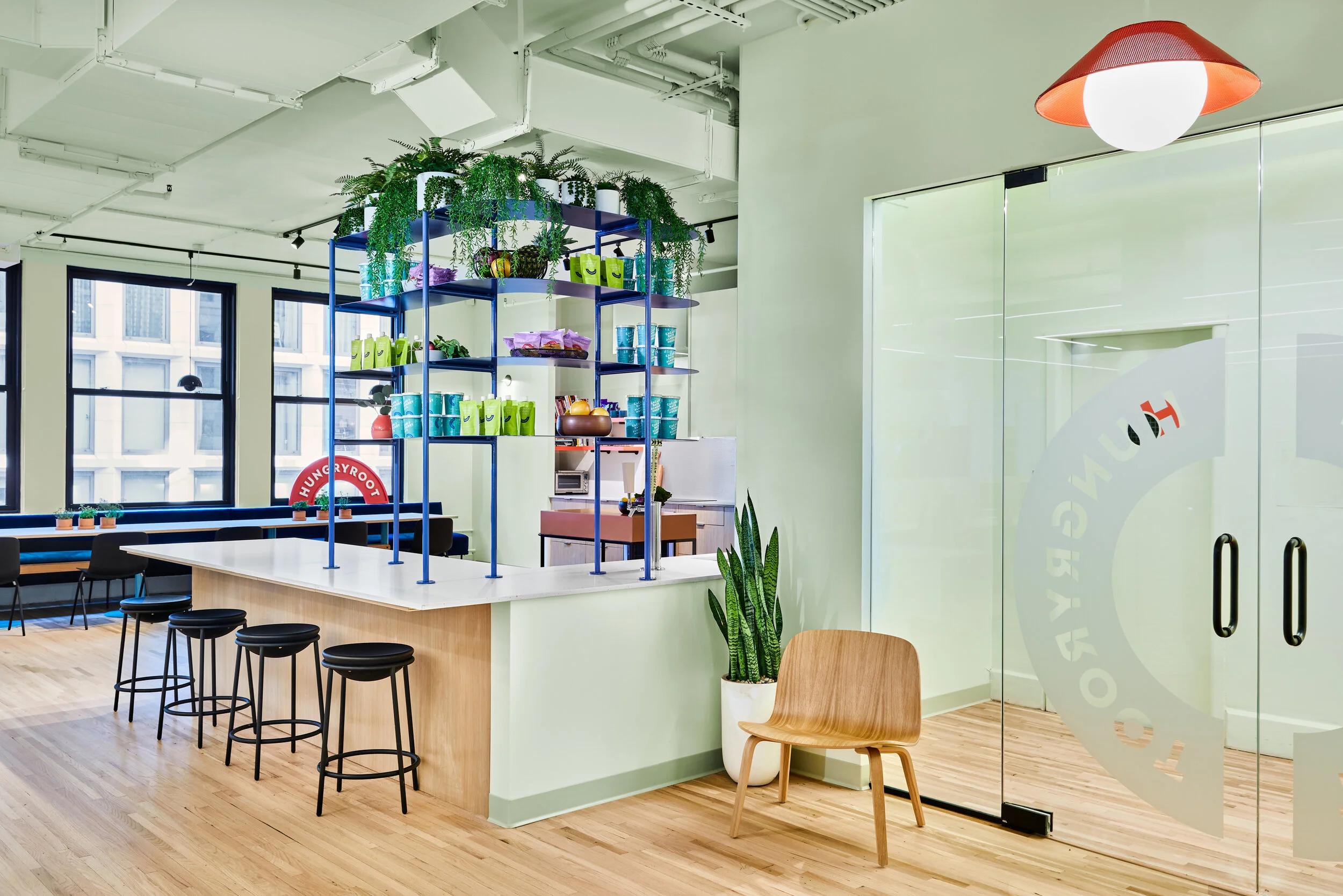 HUNGRYROOT — FLOAT