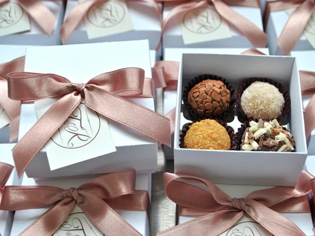 Wedding Brigadeiro Favor Box