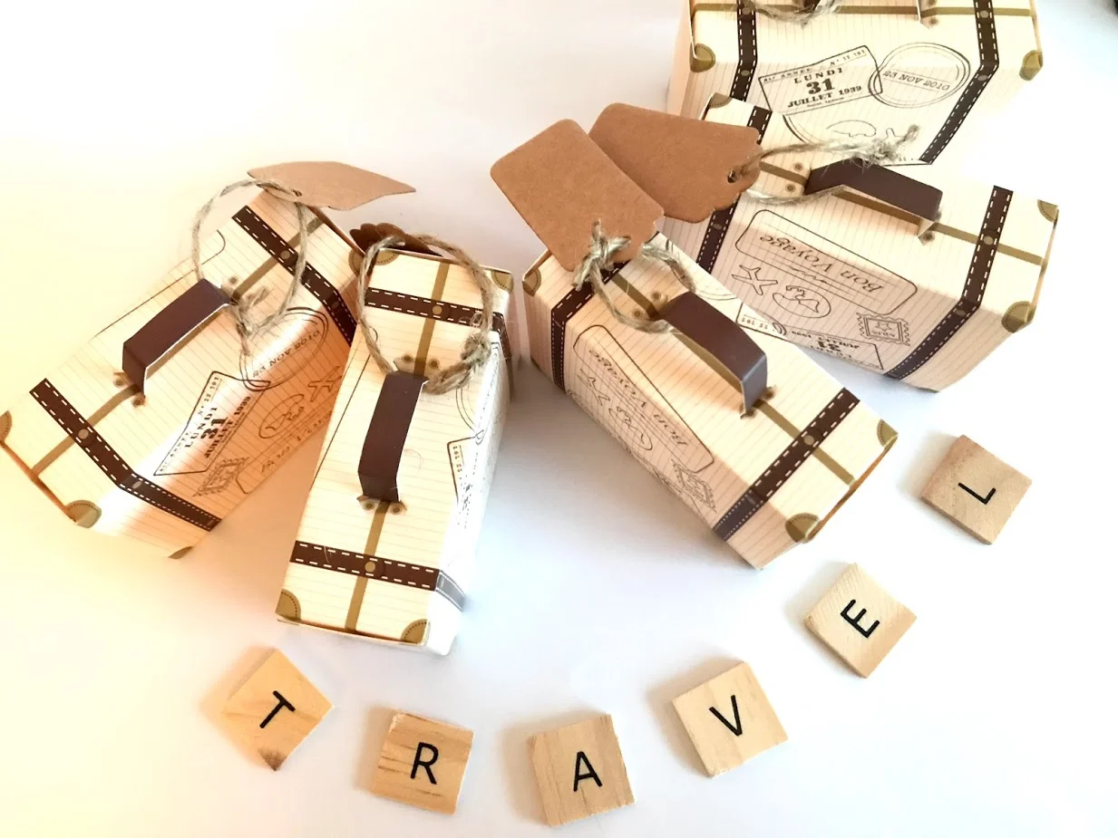 suitcase favor box with tag