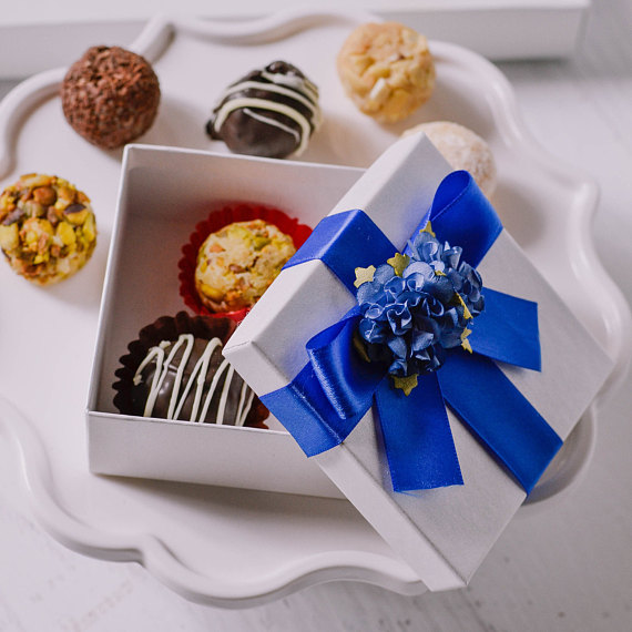 Something blue shower Favor, Royal blue flower Favor Box, spring wedding