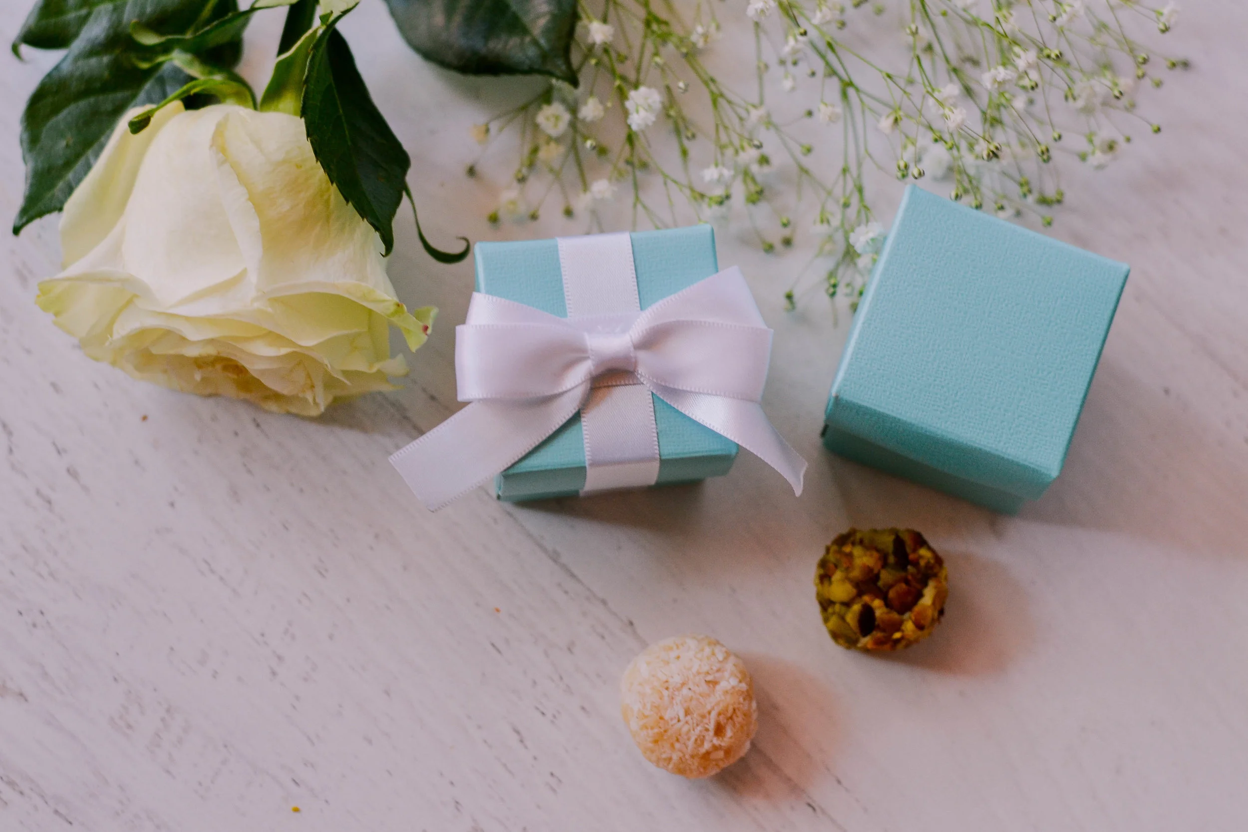 Blue glamour baby shower decor gift box