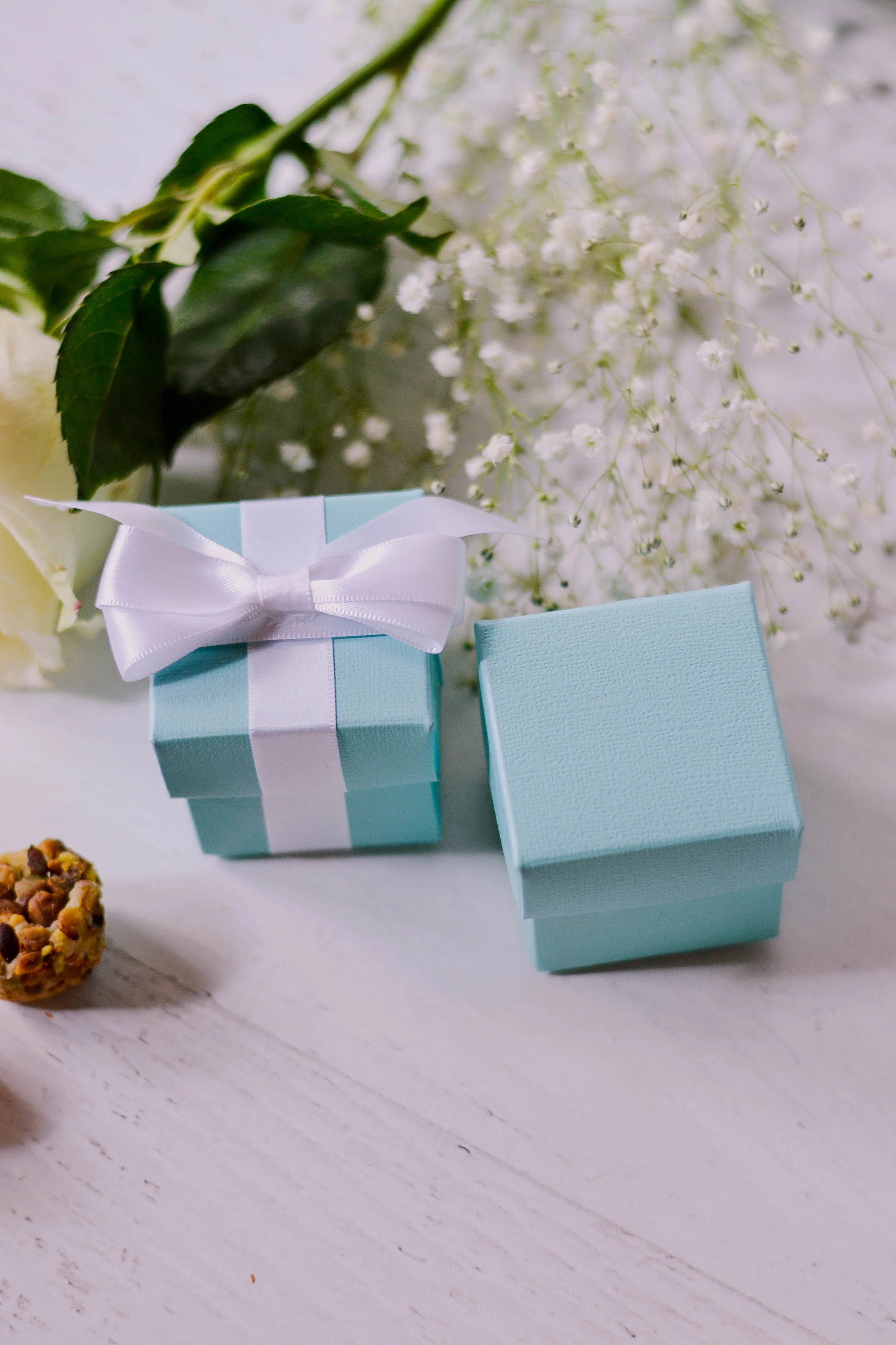 Baby and CO aqua blue gift box