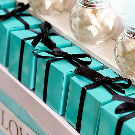 Blue glamour breakfast party favor box