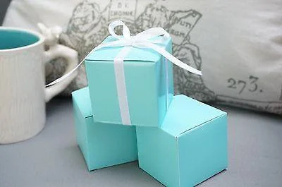 Blue glamour baby shower gift box
