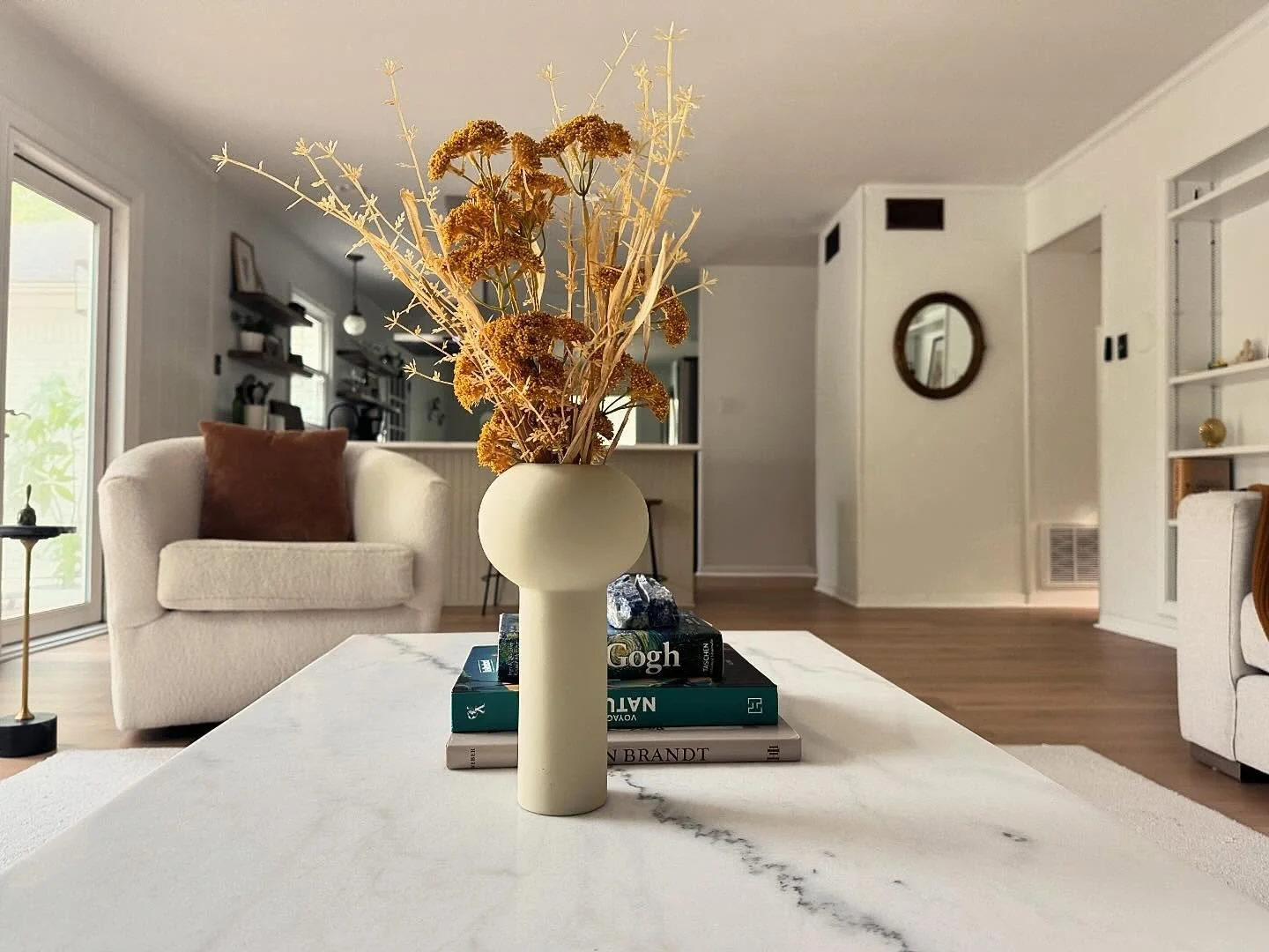 Catch my newsletter on the blog:

www.fengshuiwithme.com/blog

#fengshui #renovation