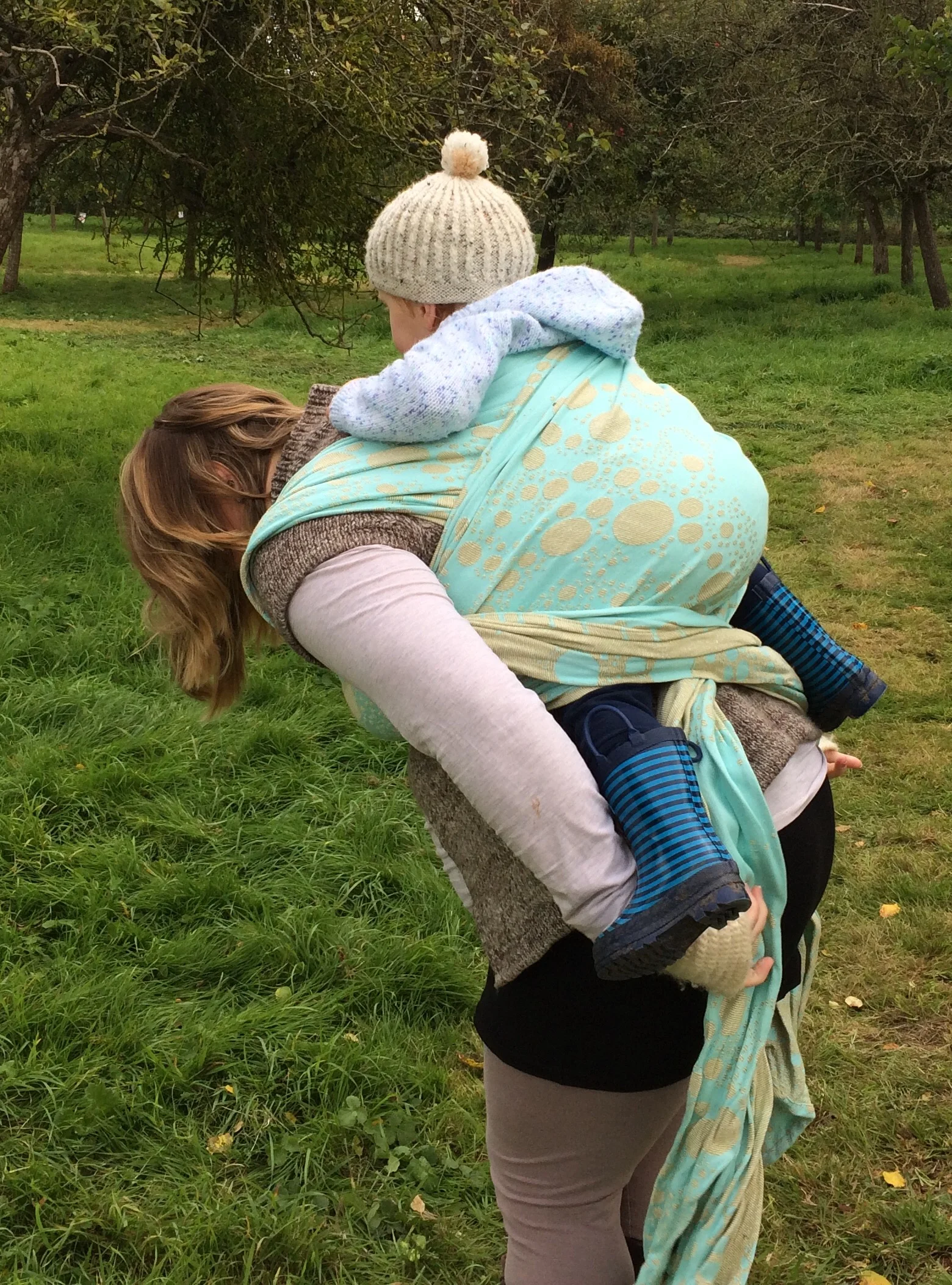 Wrapping in an orchard with Pyrula Aqua Vortex