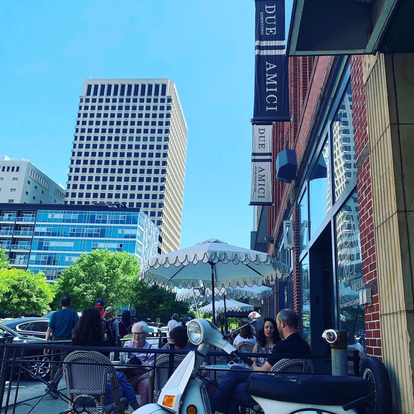 Hello spring, we&rsquo;re glad you&rsquo;re here! 

Join us for happy hour starting at 3pm and enjoy this beautiful day on our patio! 

&bull;
&bull;
&bull;
&bull;
&bull;
&bull;
#dueamici #downtowncolumbus #happyhour #patioseason #dinealfresco #cbuso