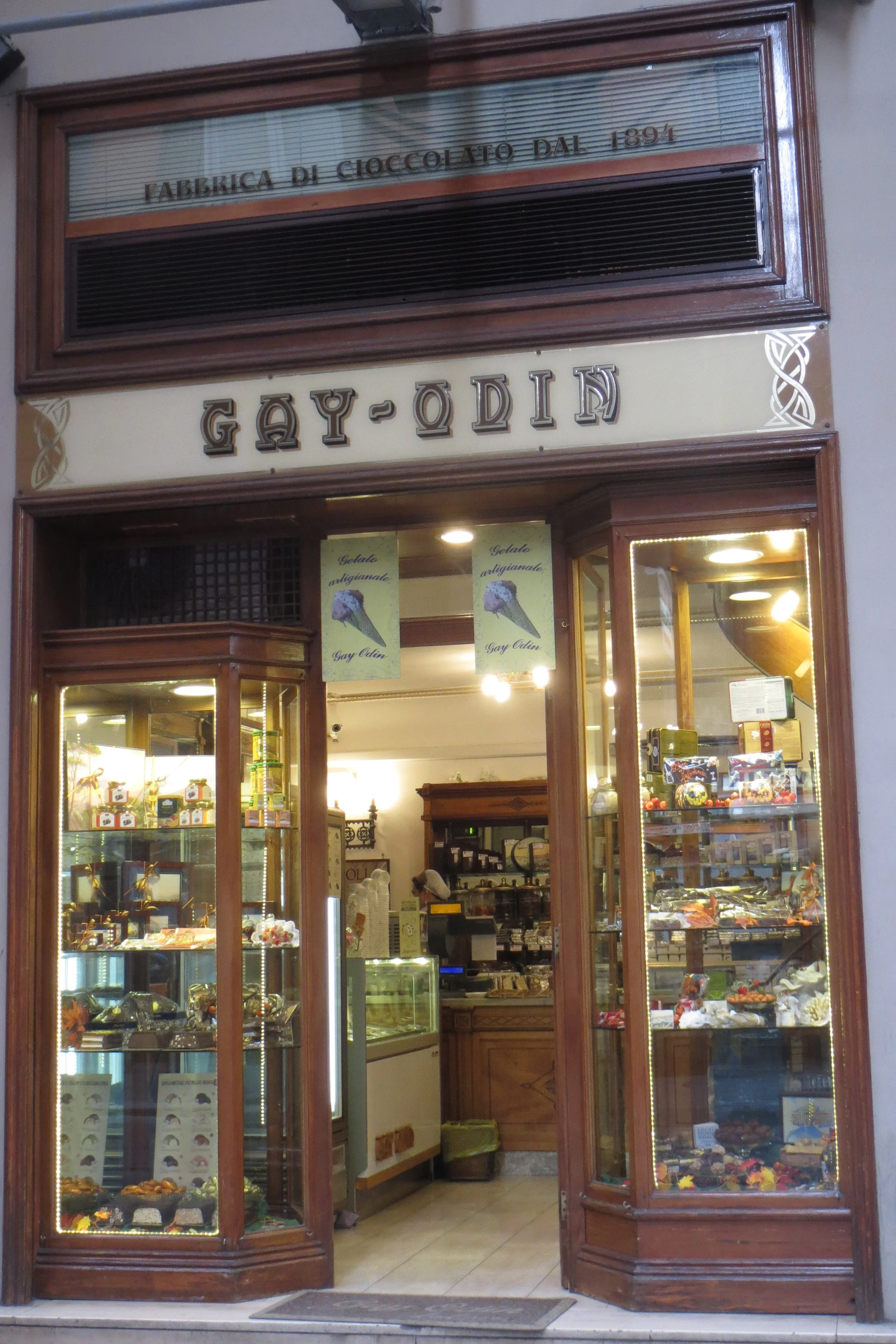 The chocolate shop Gay Odin.
