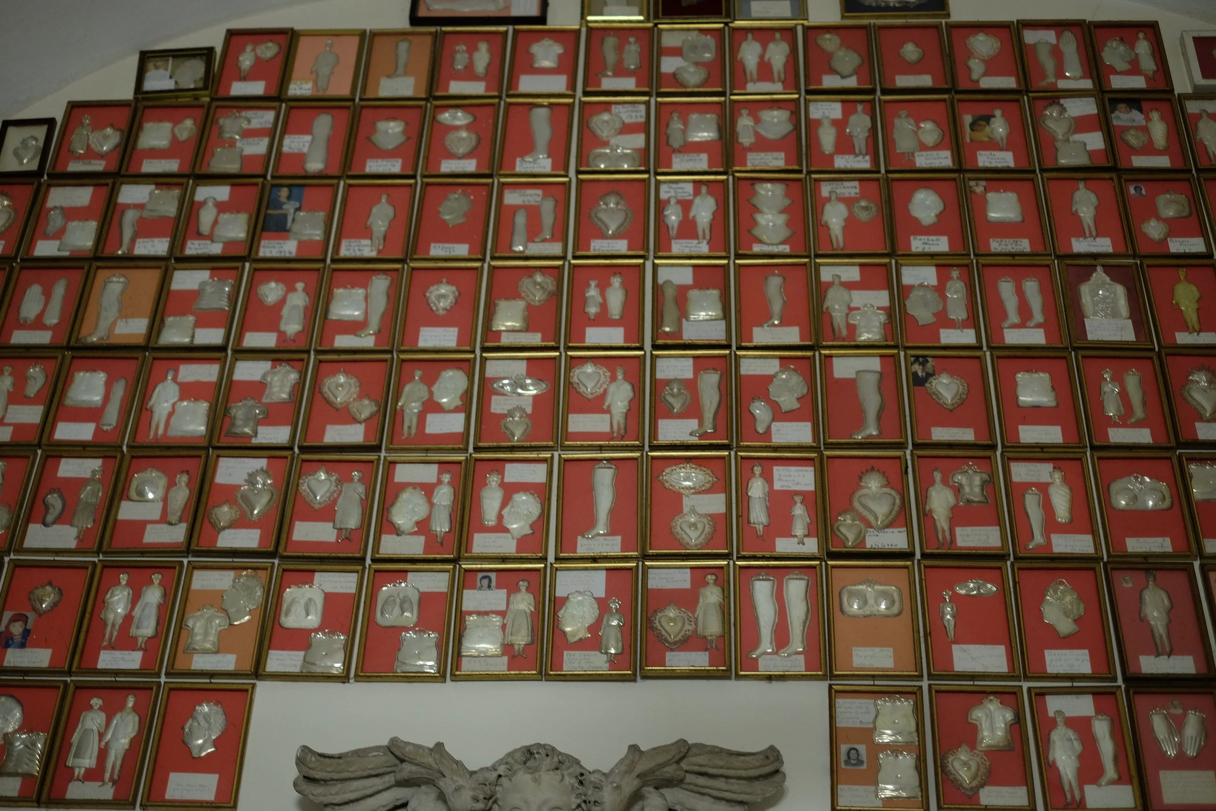 Ex-voto in Gesú Nuovo Church.