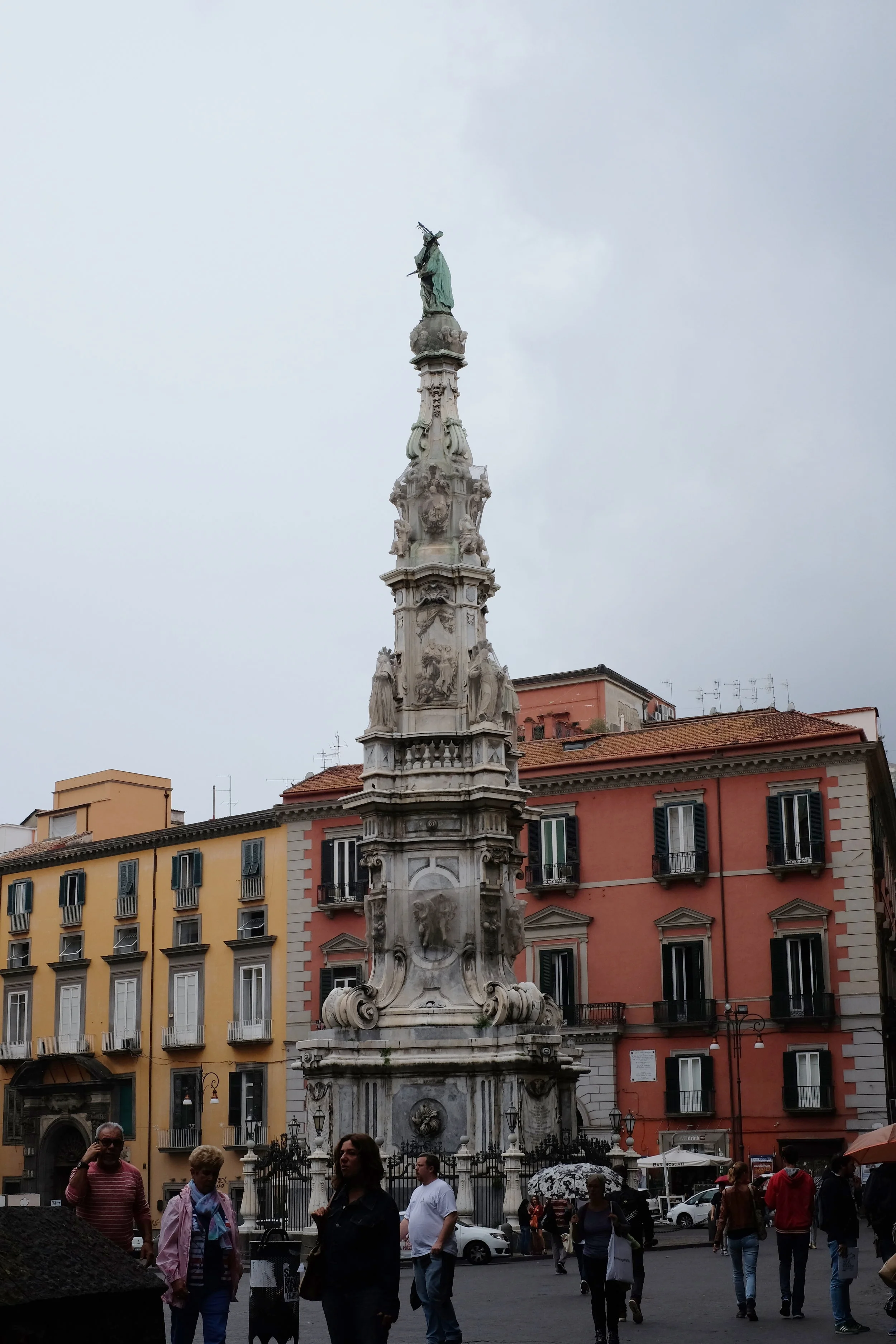 Guglia dell'Immacolata in piazza del Gesú.