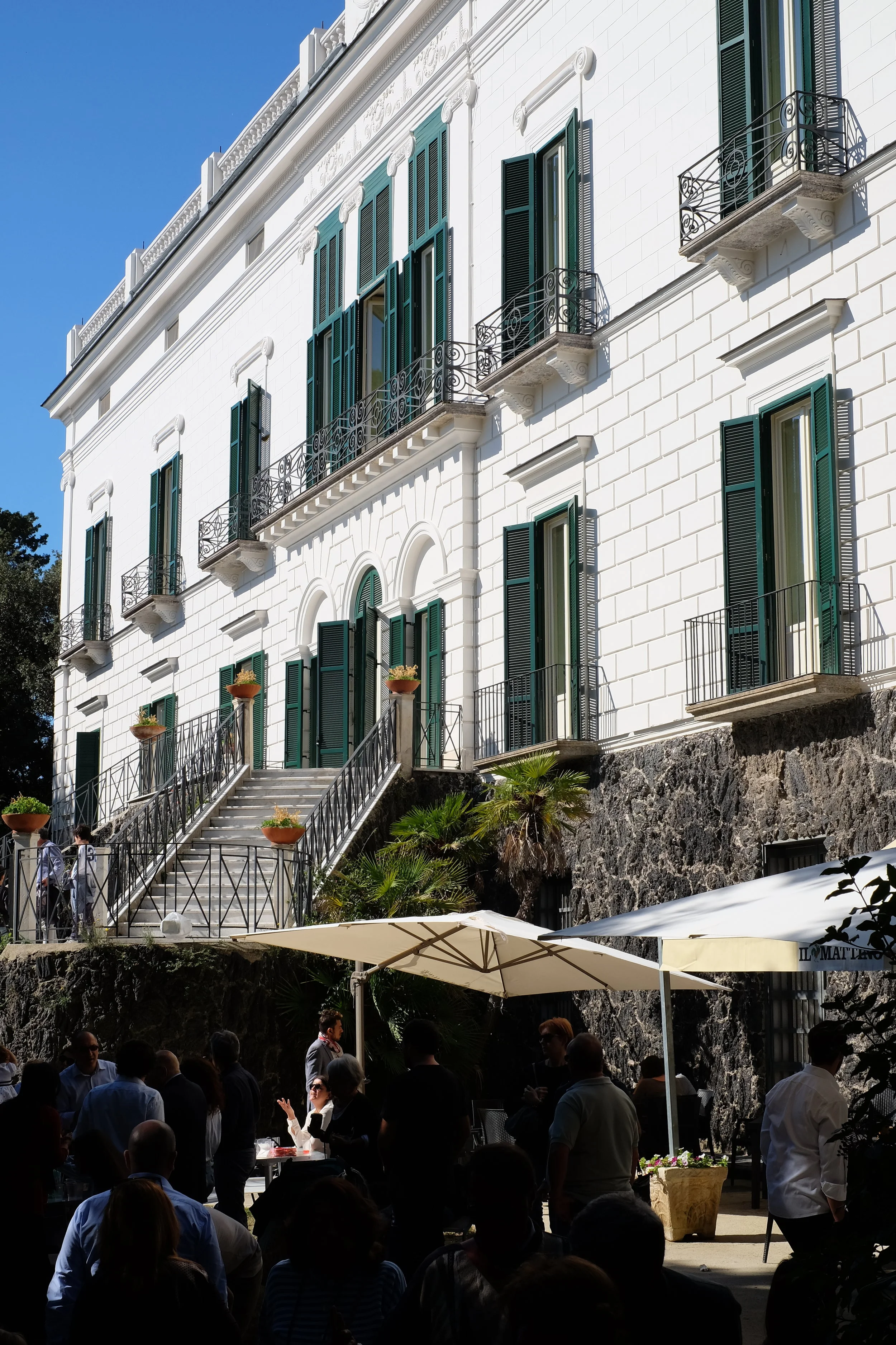 The lively cafe outside the Museum for refreshment. 