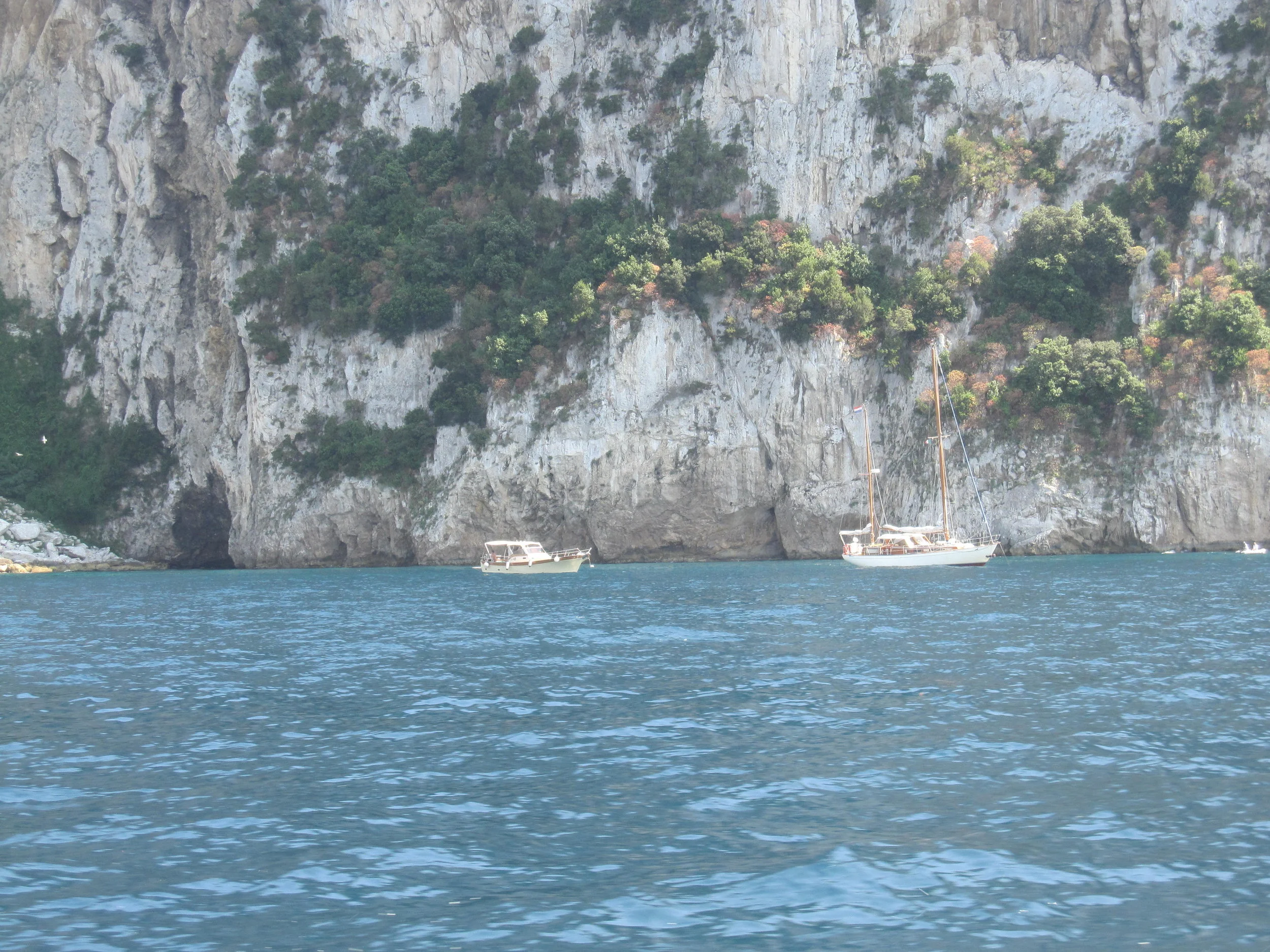 Boats or mini cruises are a great way to see Capri from another stunning perspective.