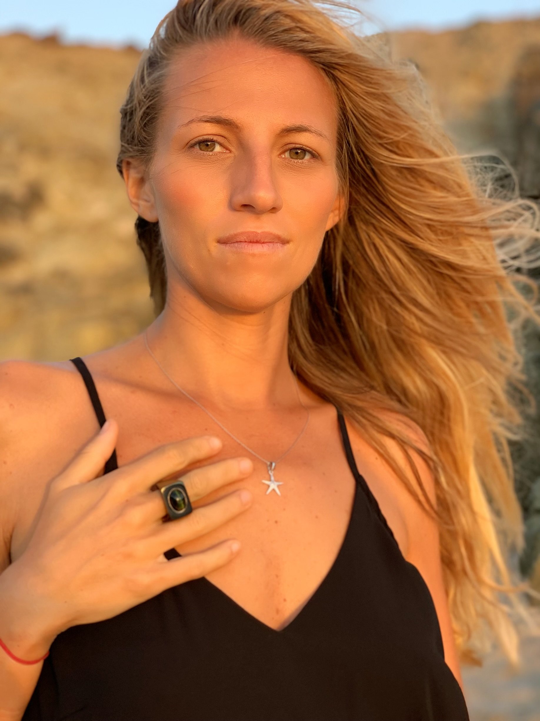 Green Tourmaline Cat's Eye and Black Onyx Stone Ring