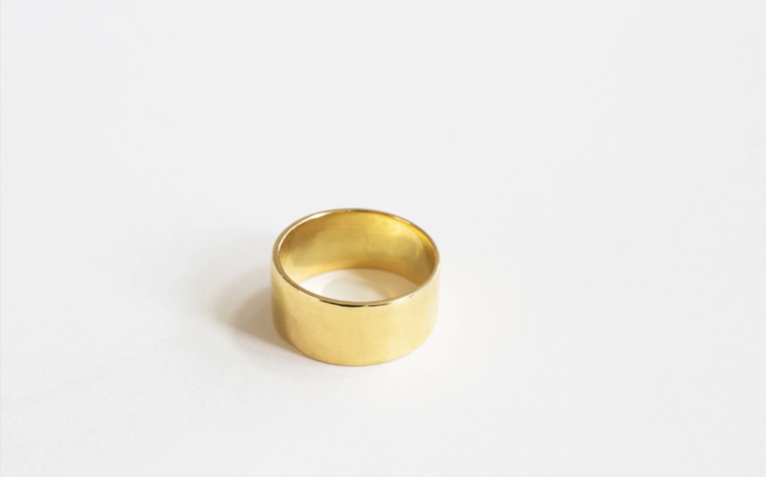 14 kt Gold Ring Band