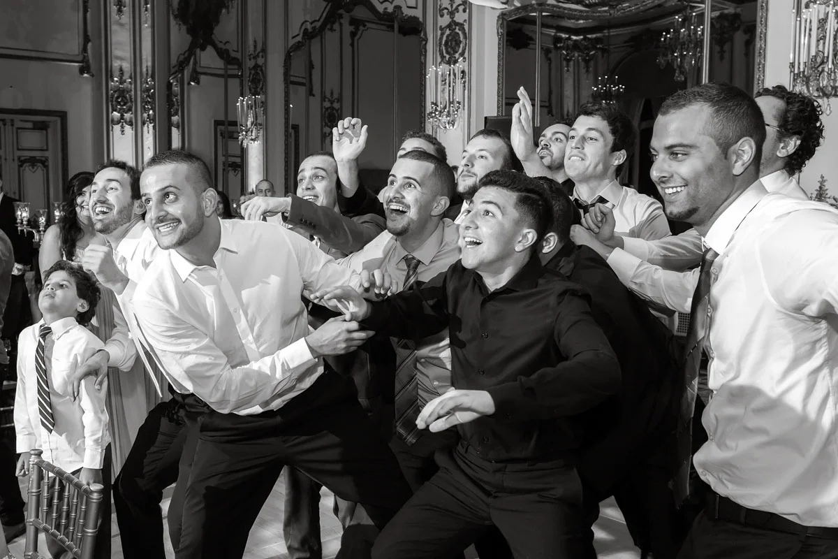 Best garter toss songs for wedding
