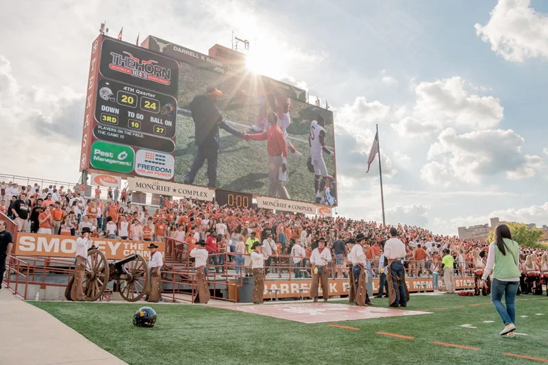 Cowboys_UTvWV_WebComp_20161112IMG_4457491.jpg