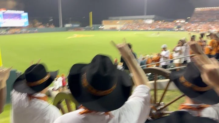 Congrats @texasbaseball !! On to OMAHA!!! 🤘