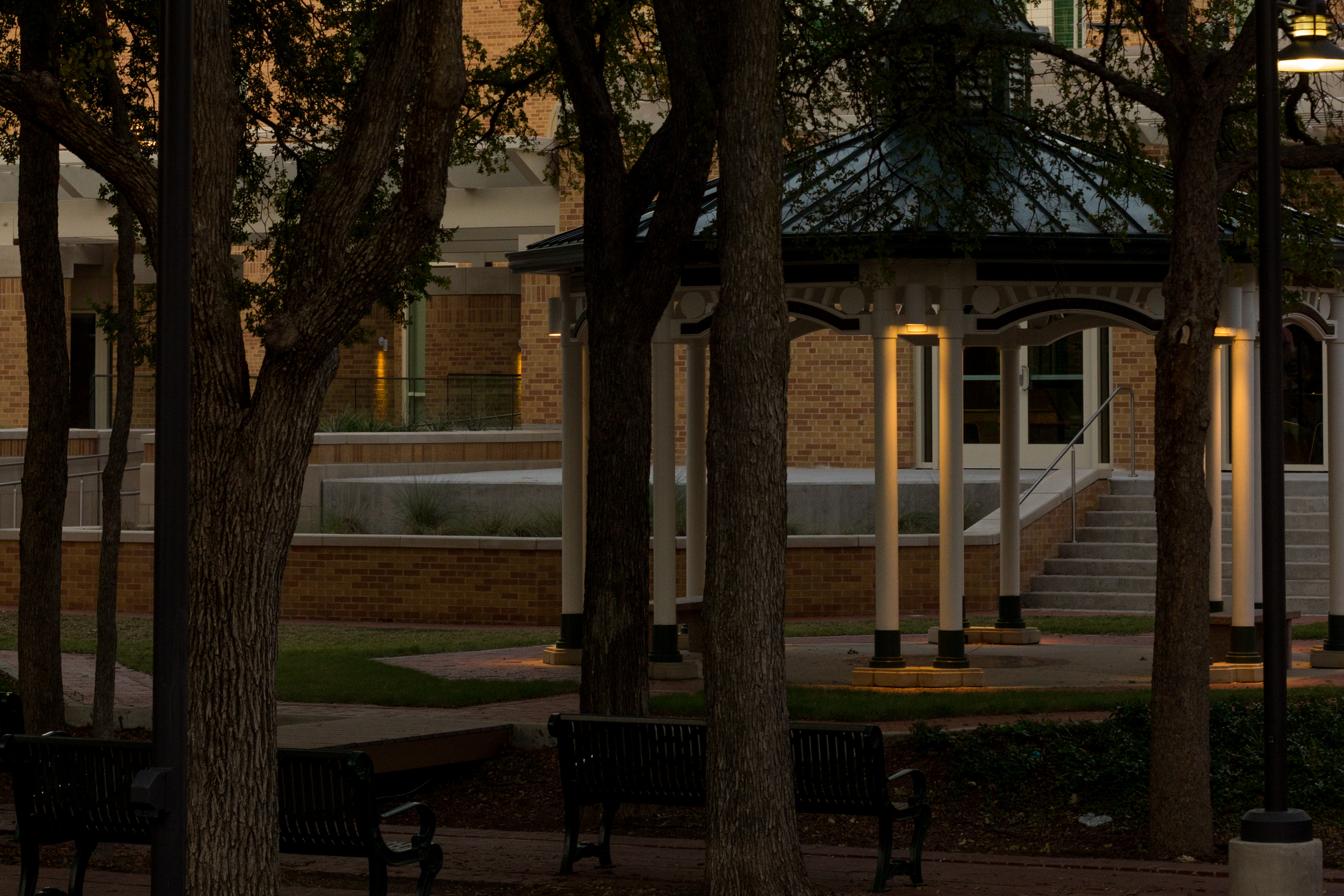 unt gazebo (2 of 1).png
