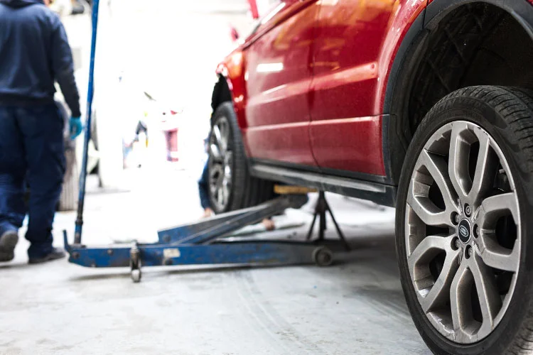 range-rover-bodyshop-in-London.jpg