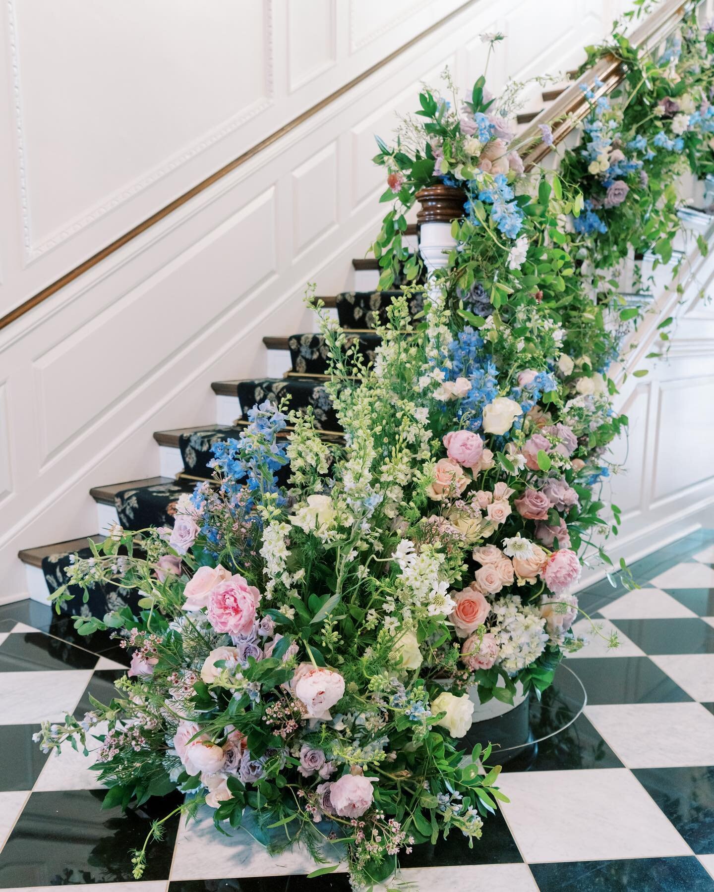 This lavish staircase is the perfect place for a first look. 

Floral: @festivestl 
Planning: @kateandcompany 
Photo: @bonniesenphotography