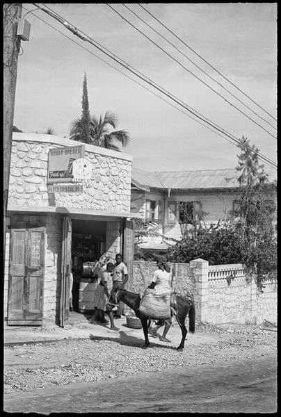 Denise Colomb guadeloupe pointe à pitre 1948 02.jpg