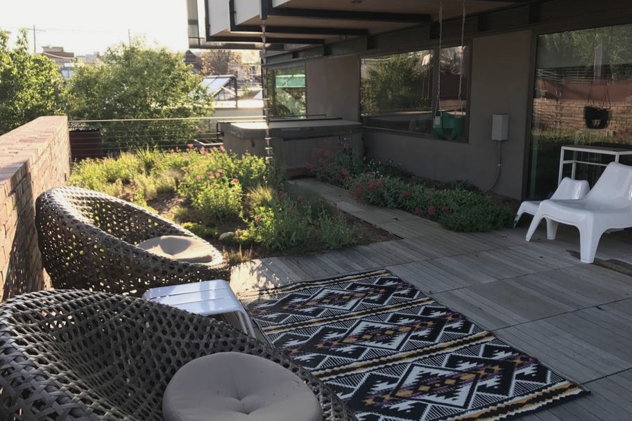 The beautiful outdoor spaces aren’t missed by the reach of this whole home SAVANT system. LUTRON Lighting, SONOS Music, and even outdoor WiFi by ARAKNIS is on hand to keep all spaces integrated and open to all kinds of use.