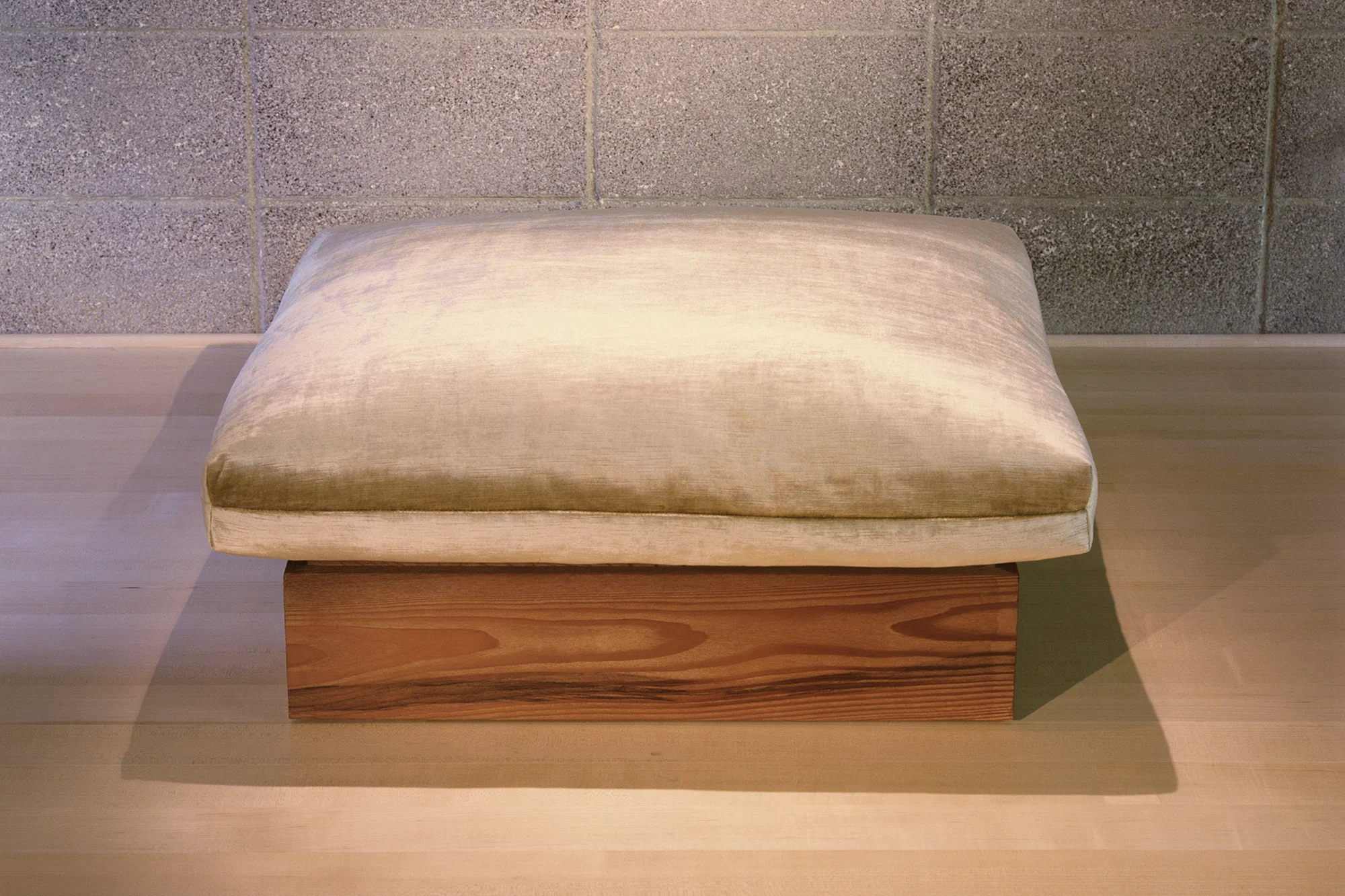 RM-Schindler-ottoman-in-situ.jpg